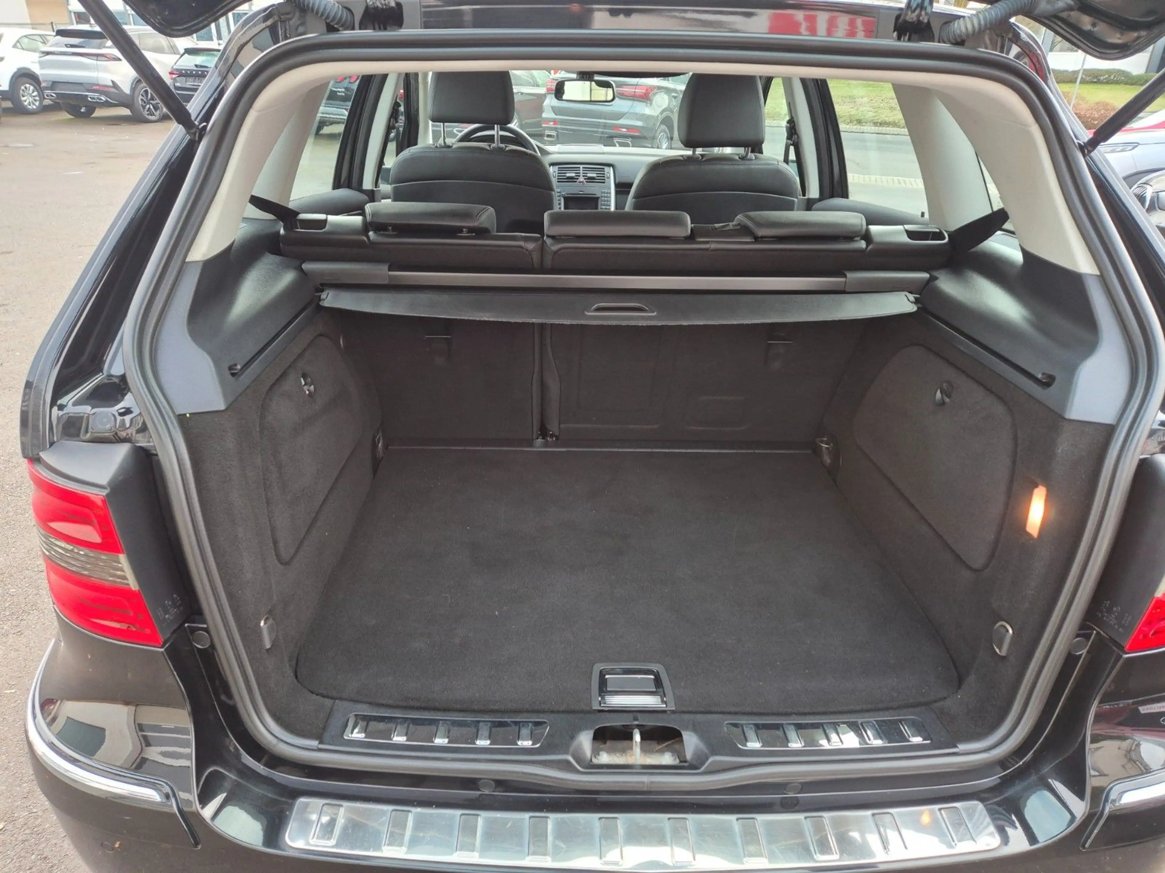 Mercedes-Benz B 180 CDI Navi, Leder, Automatic — photo 8