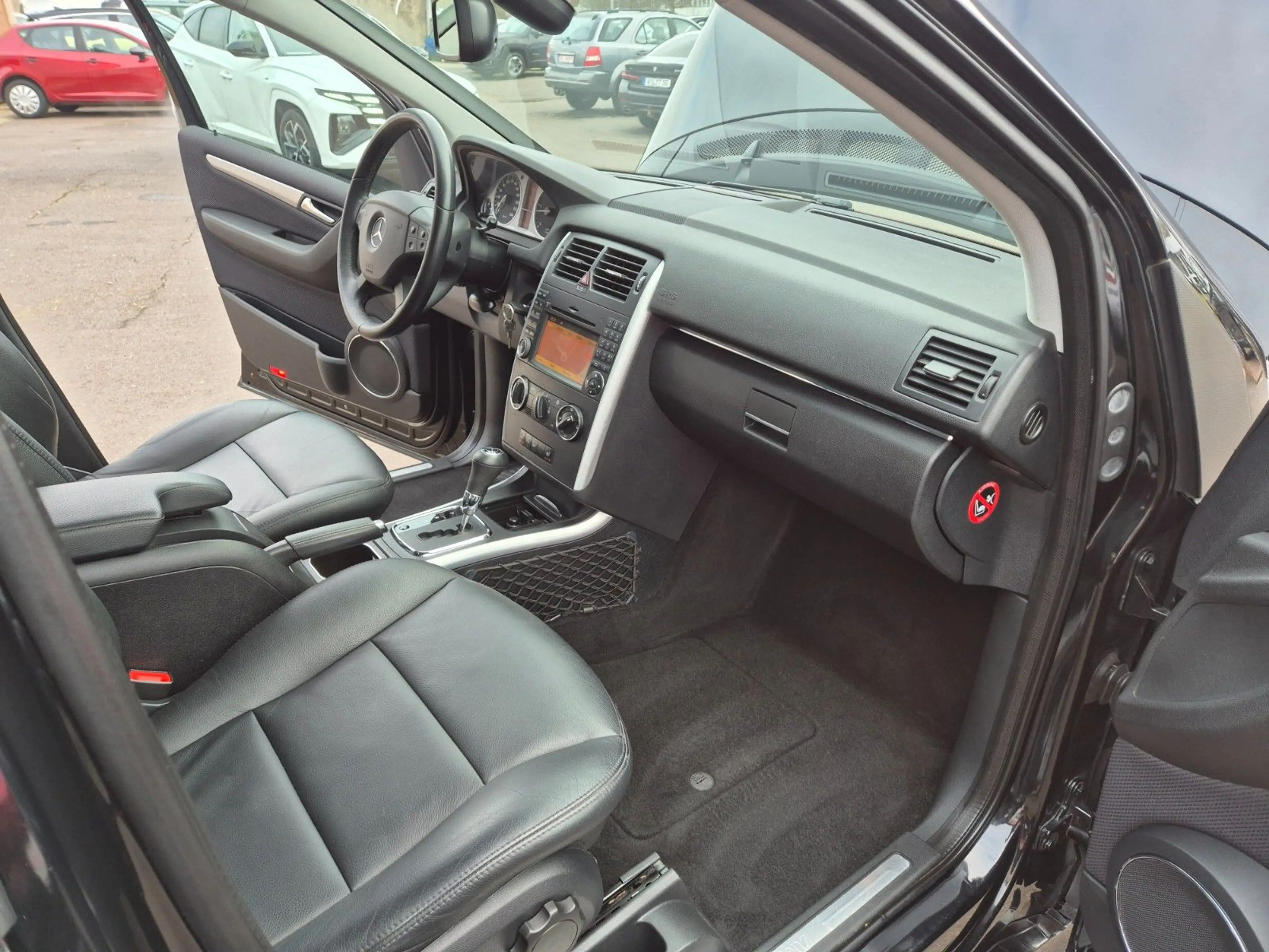 Mercedes-Benz B 180 CDI Navi, Leder, Automatic — photo 19