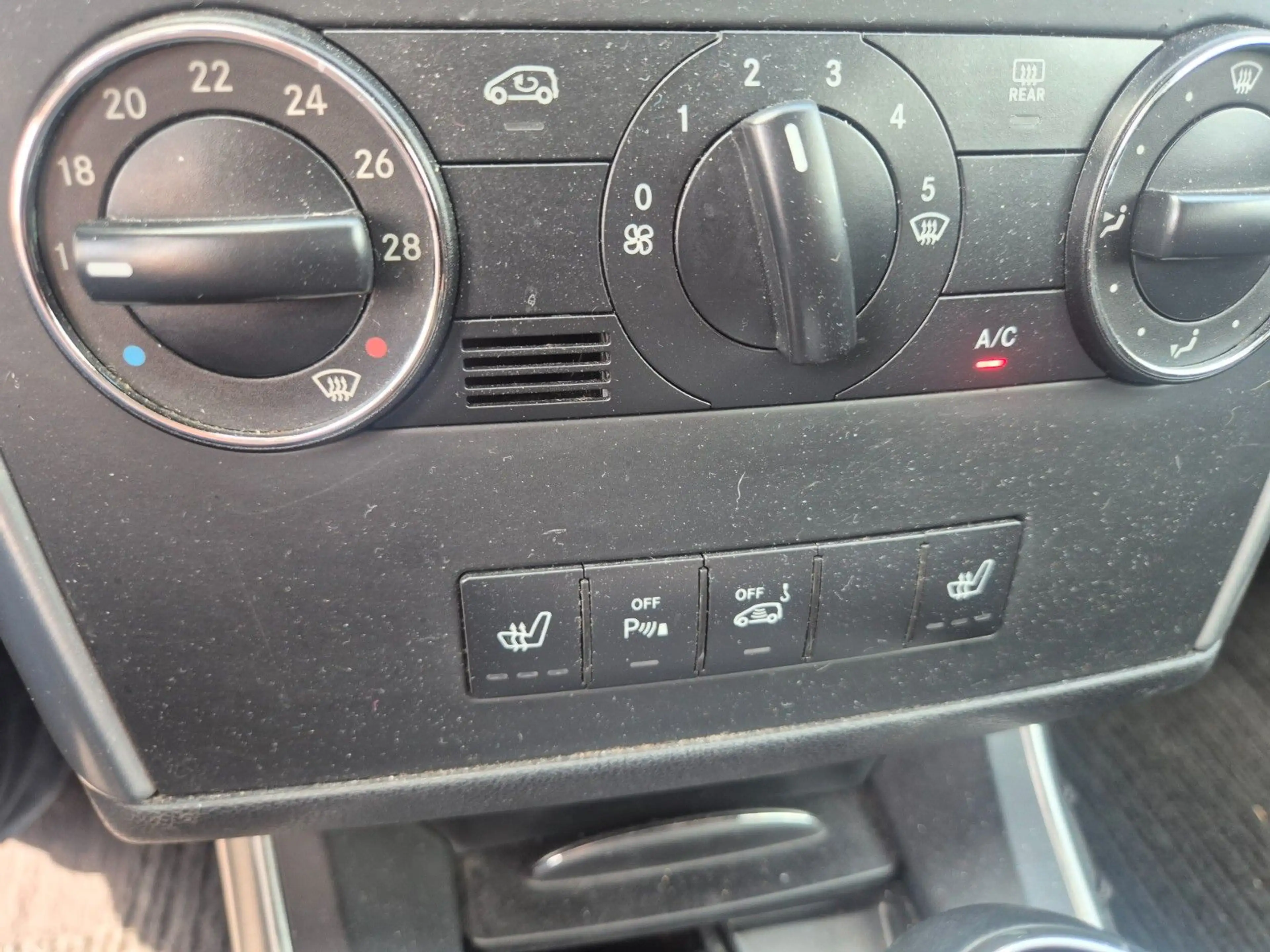Mercedes-Benz B 180 CDI Navi, Leder, Automatic — photo 23