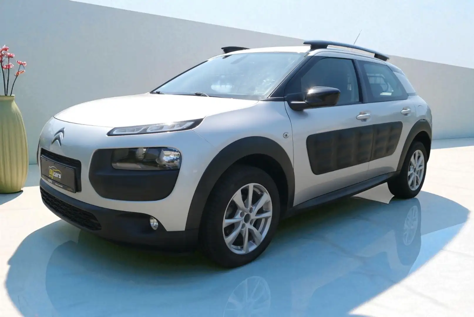 Citroen C4 Cactus 1.6 e-HDI Feel, Automatik, Kamera - 1