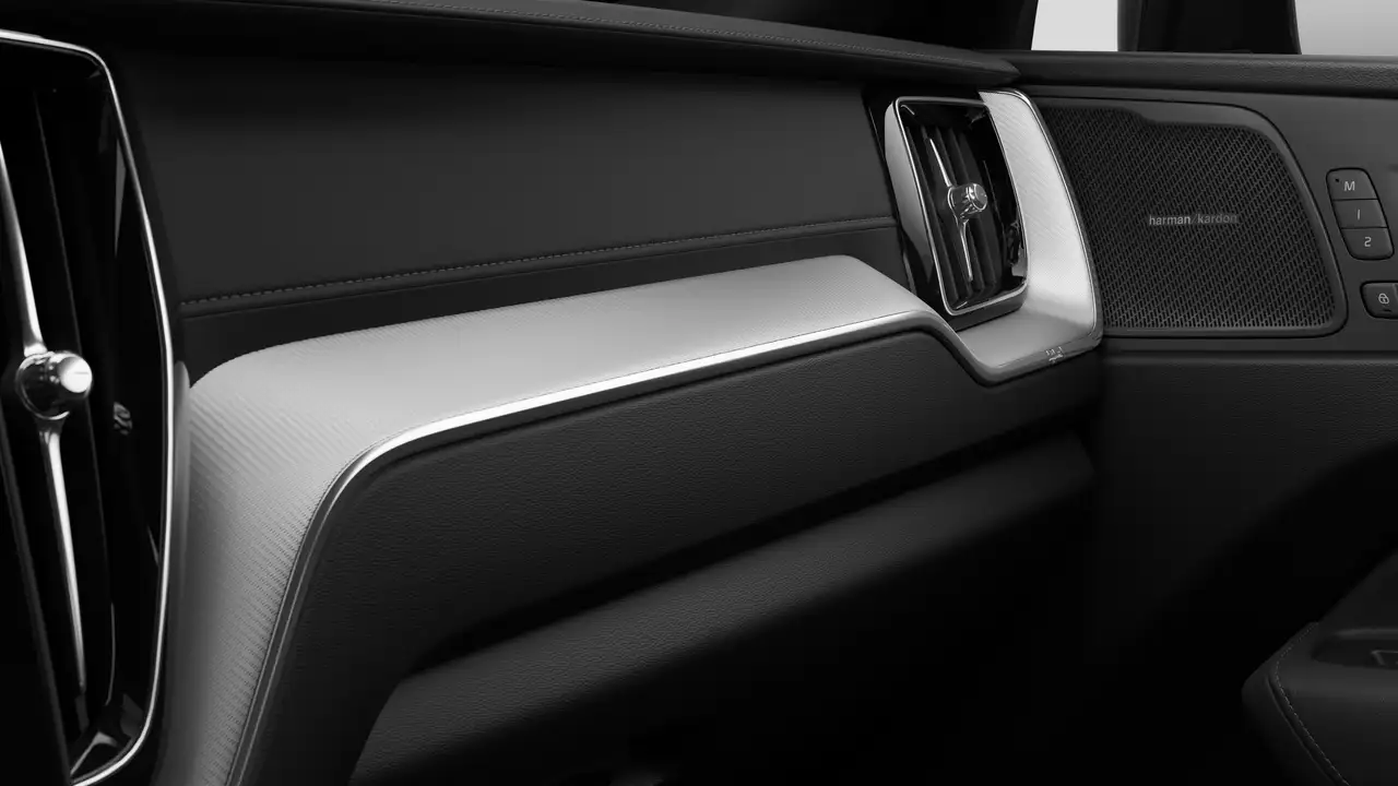 Volvo XC60 photo Volvo XC60