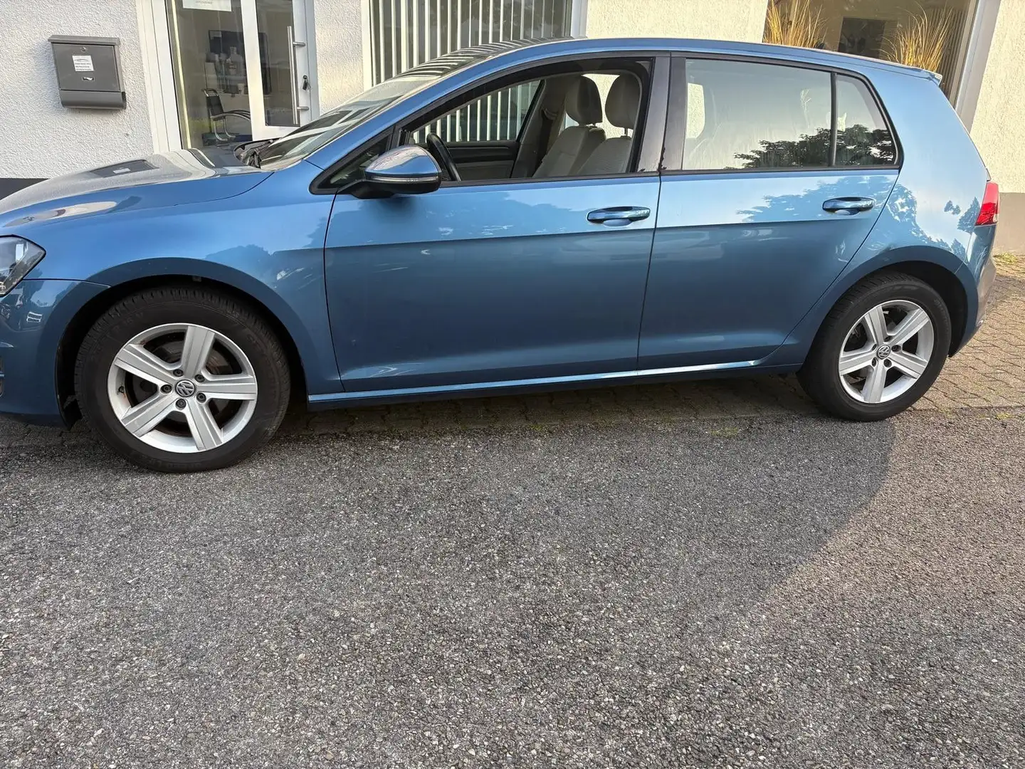 Volkswagen Golf VII Lim. Comfortline BMT Bleu - 2