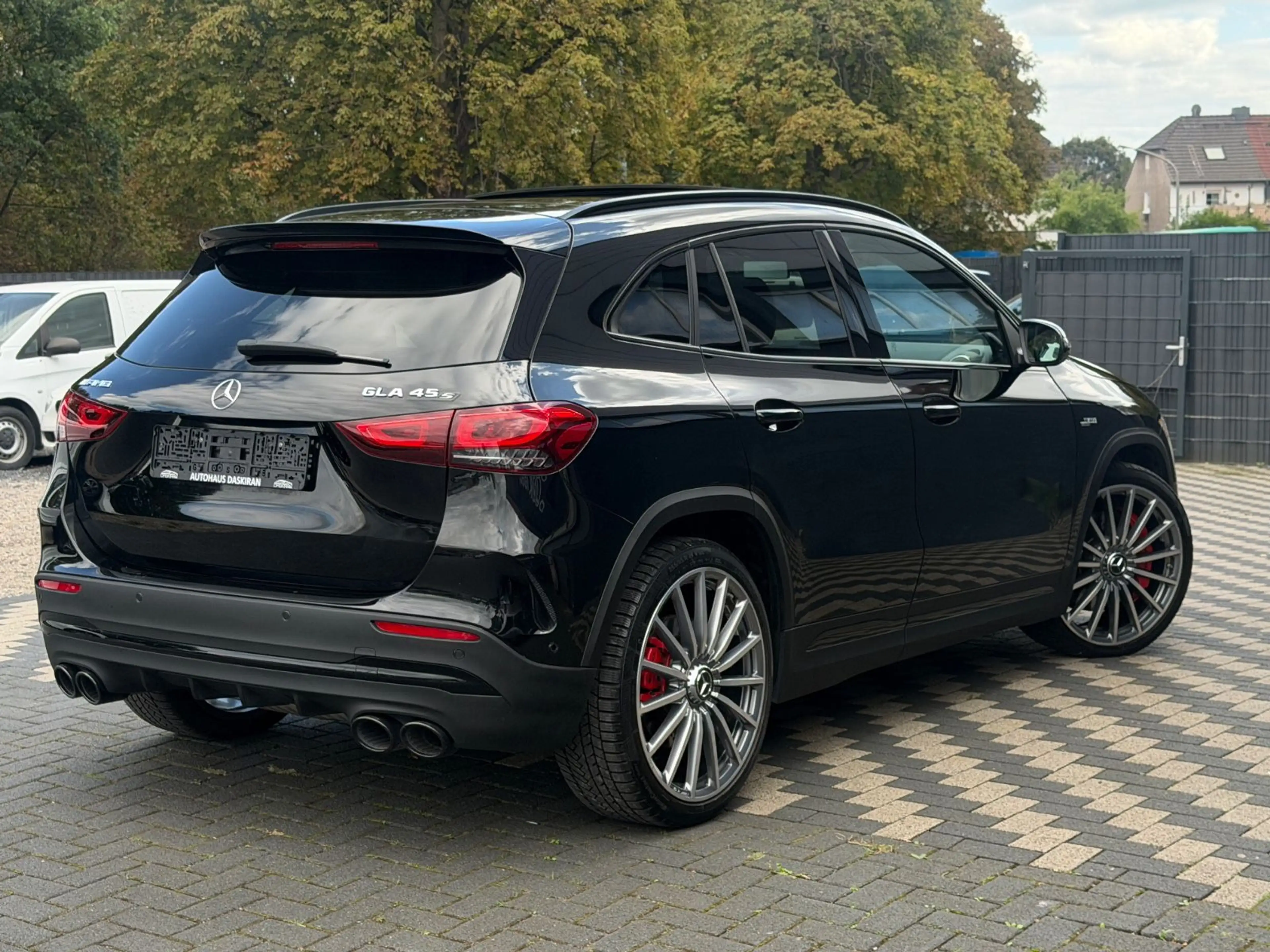 Mercedes-Benz GLA 45 AMG S 4Matic+ Pano Digital.T Leder LED — photo 6
