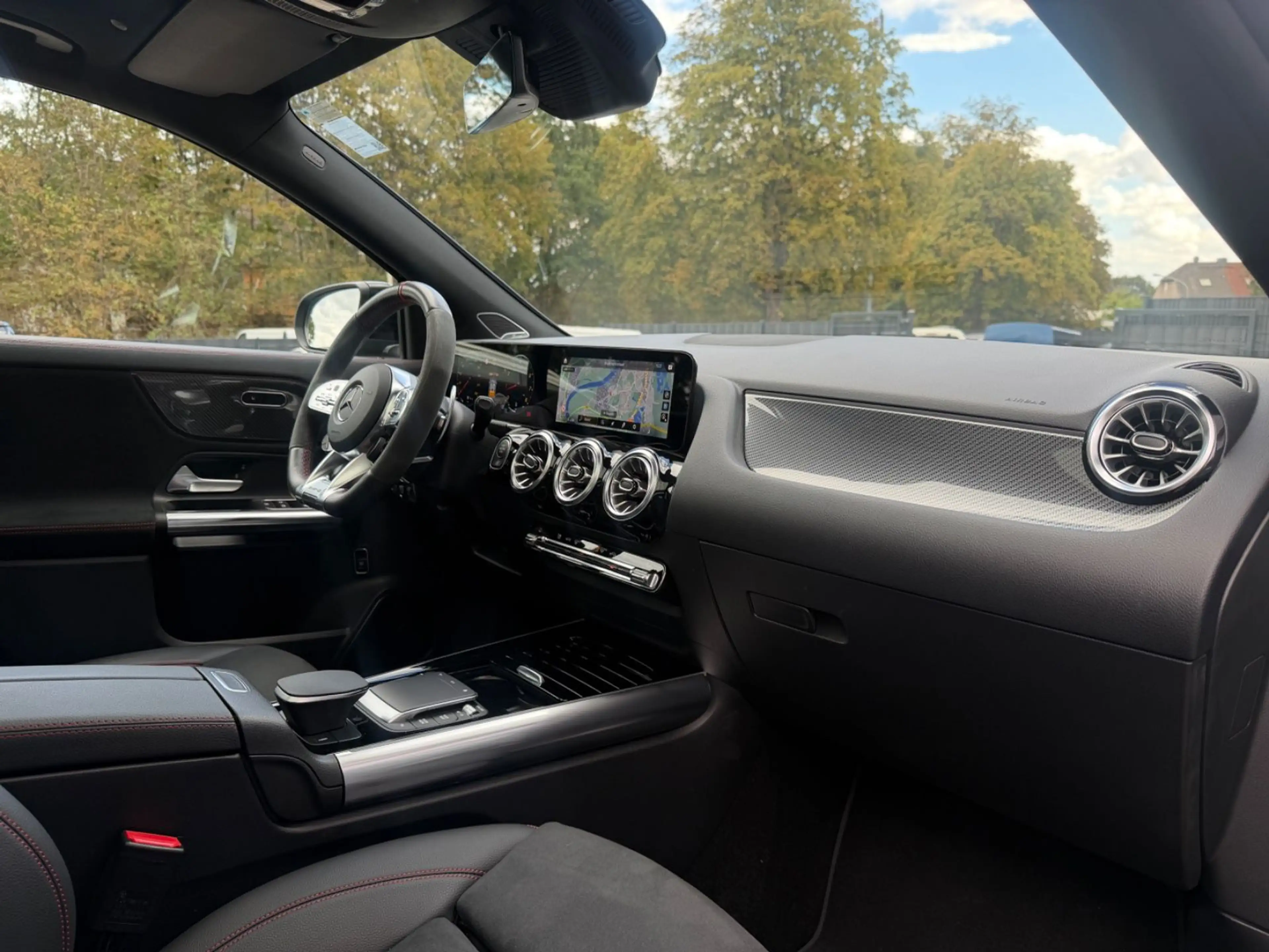 Mercedes-Benz GLA 45 AMG S 4Matic+ Pano Digital.T Leder LED — photo 15