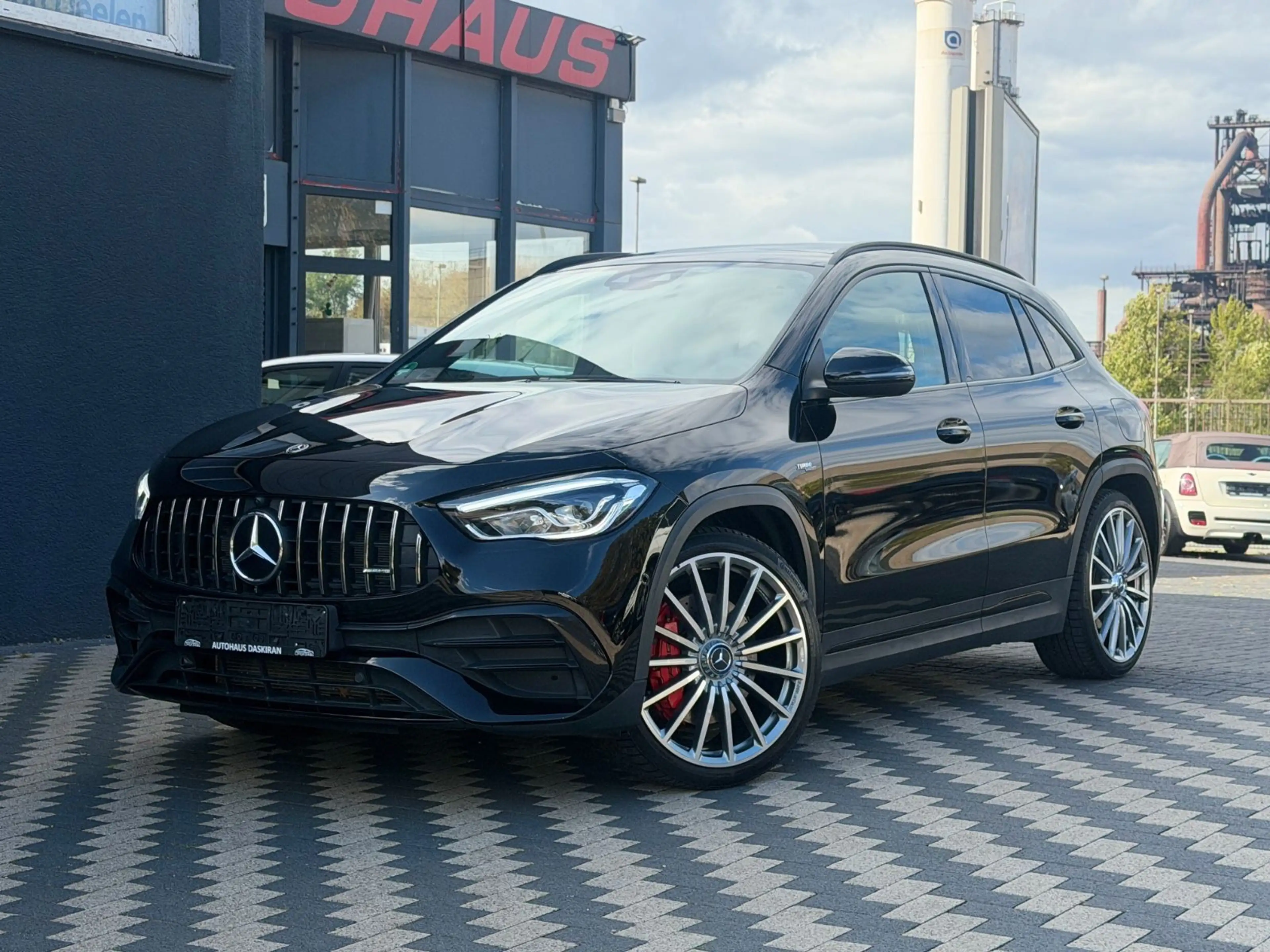 Mercedes-Benz GLA 45 AMG S 4Matic+ Pano Digital.T Leder LED