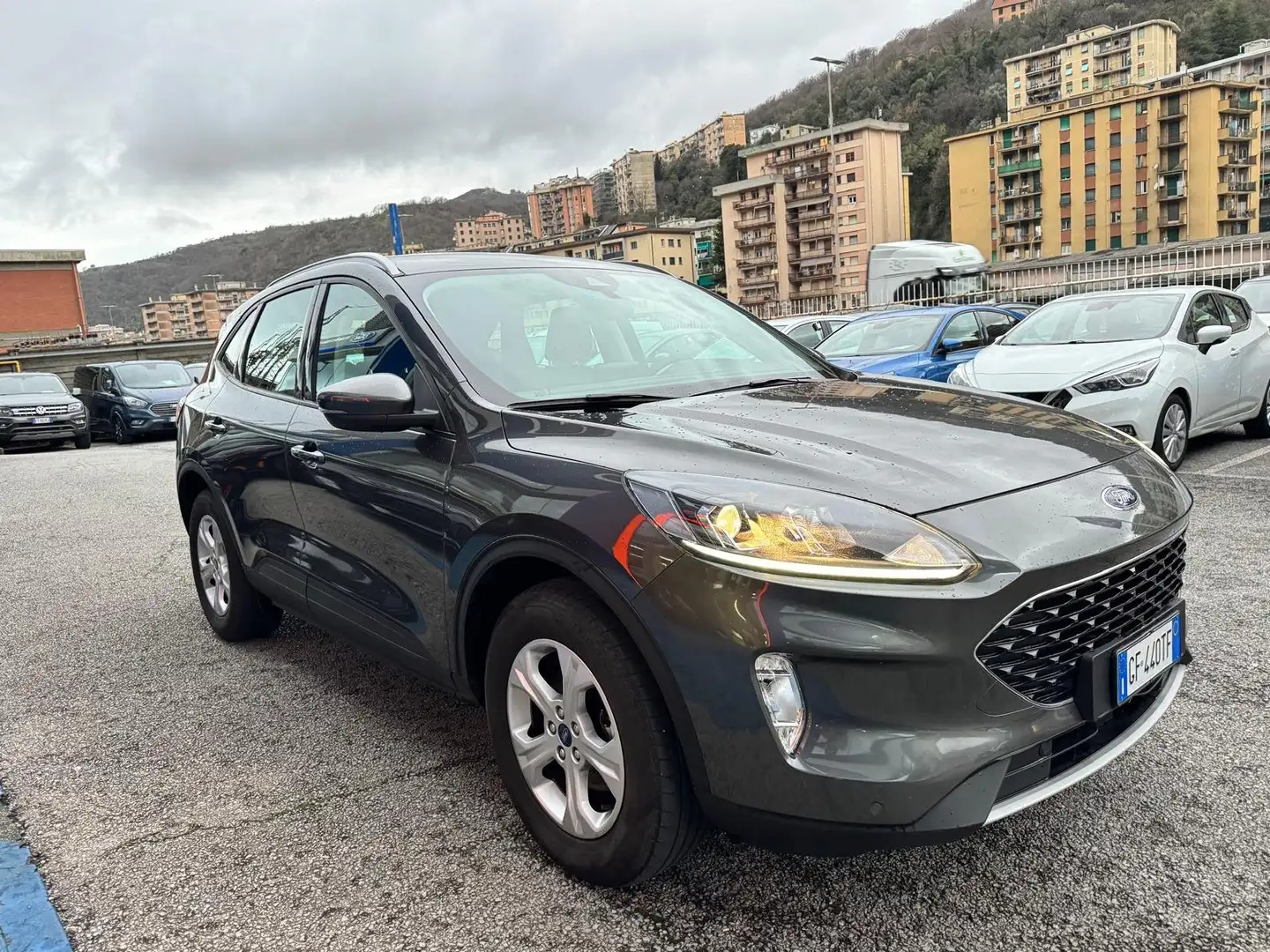 Ford Kuga Kuga 2.5 full hybrid Connect 2wd 190cv e-shifter Grigio - 2