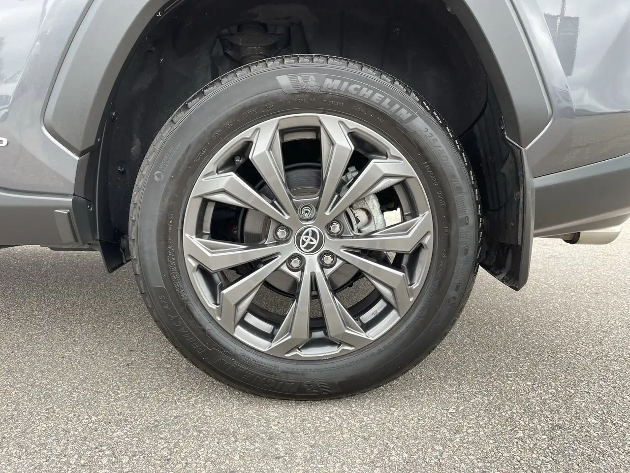 Toyota RAV 4 снимка Toyota RAV 4