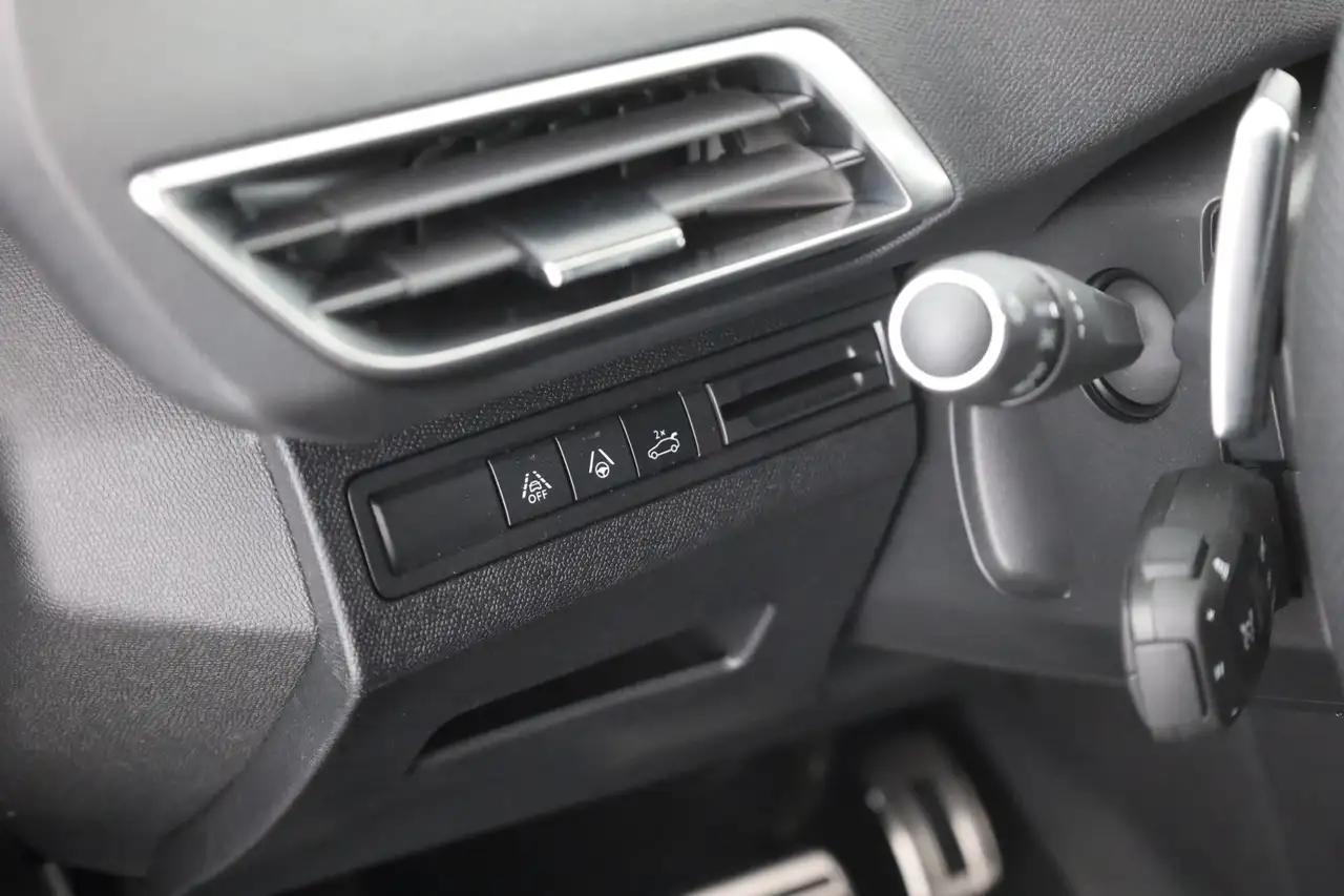 Peugeot 5008 1.2 e-THP EAT8 GT 7-Sitzer LED Leder Navi, миниатюра 21