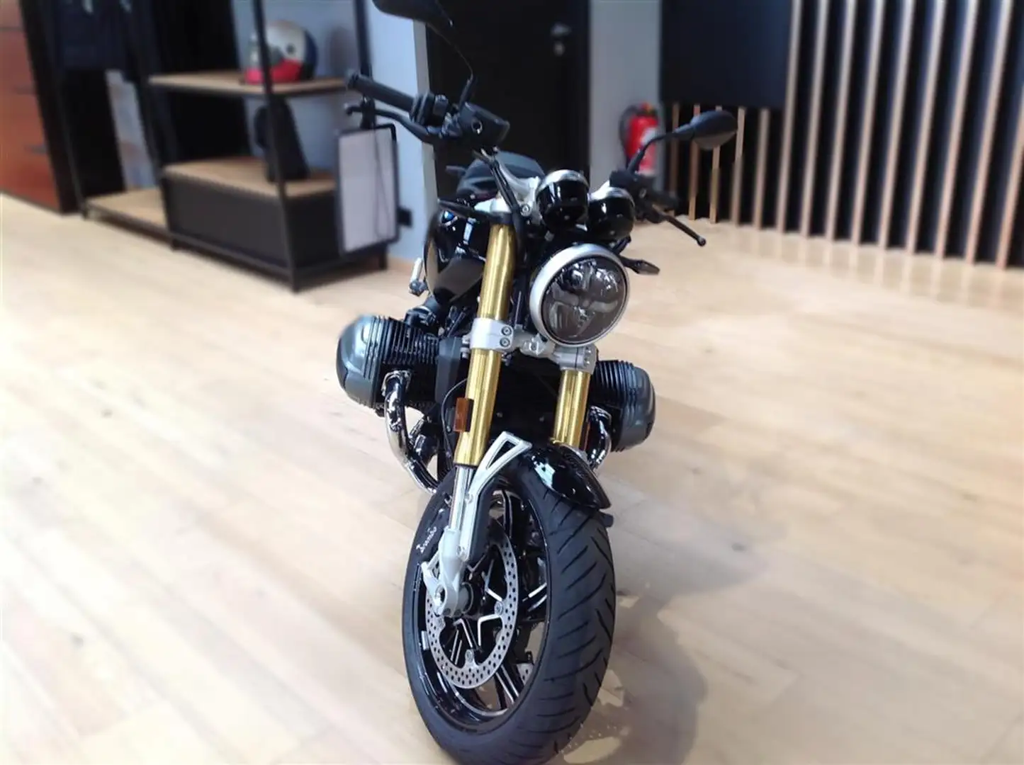 BMW R 12 nineT Nieuw - niet ingeschreven - 0 KM Nero - 2