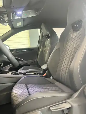 Volkswagen Tiguan view 9