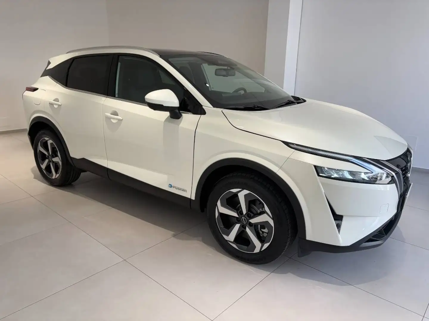 Nissan Qashqai 1.5 e-power N-Connecta 2wd Bianco - 1