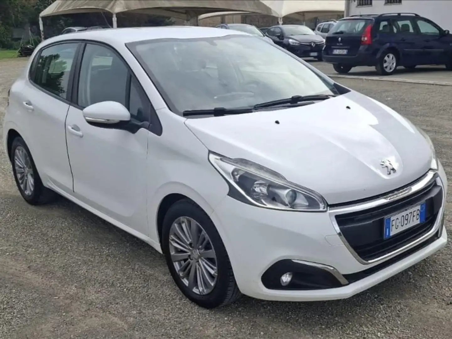 Peugeot 208 208 I 2015 5p 1.2 puretech Allure gpl 82cv Blanc - 1