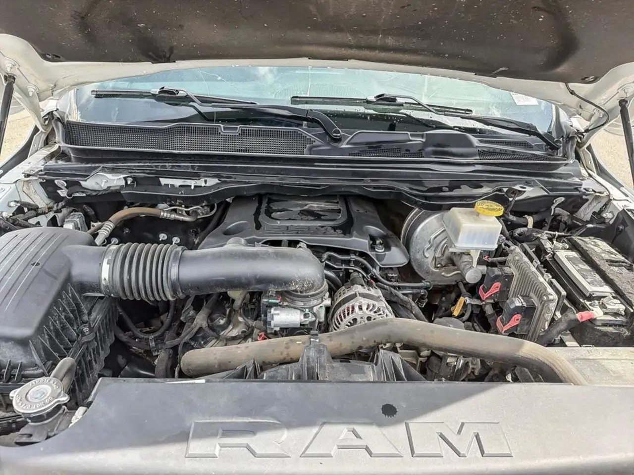 RAM 1500 снимка RAM 1500