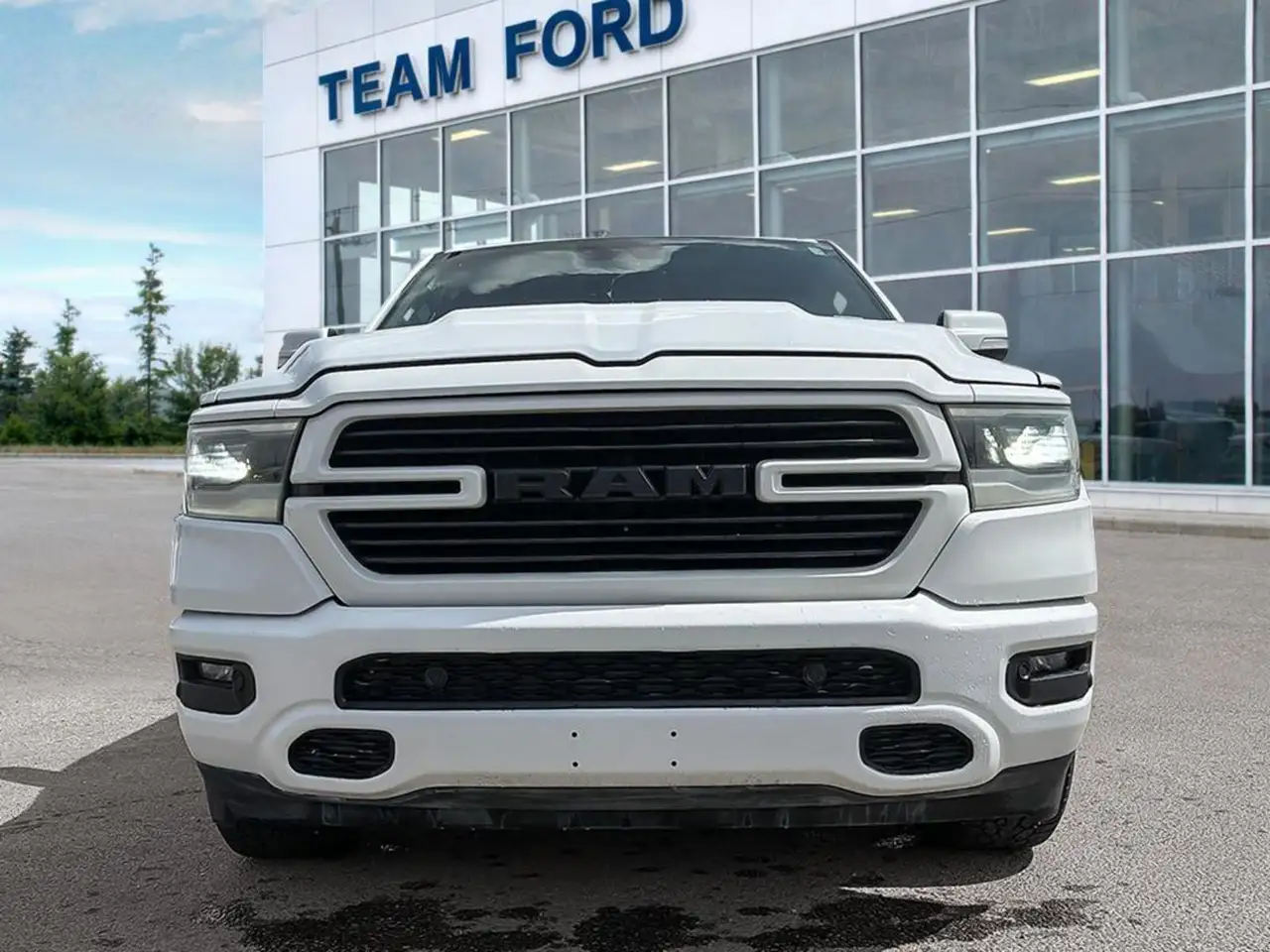RAM 1500 снимка RAM 1500