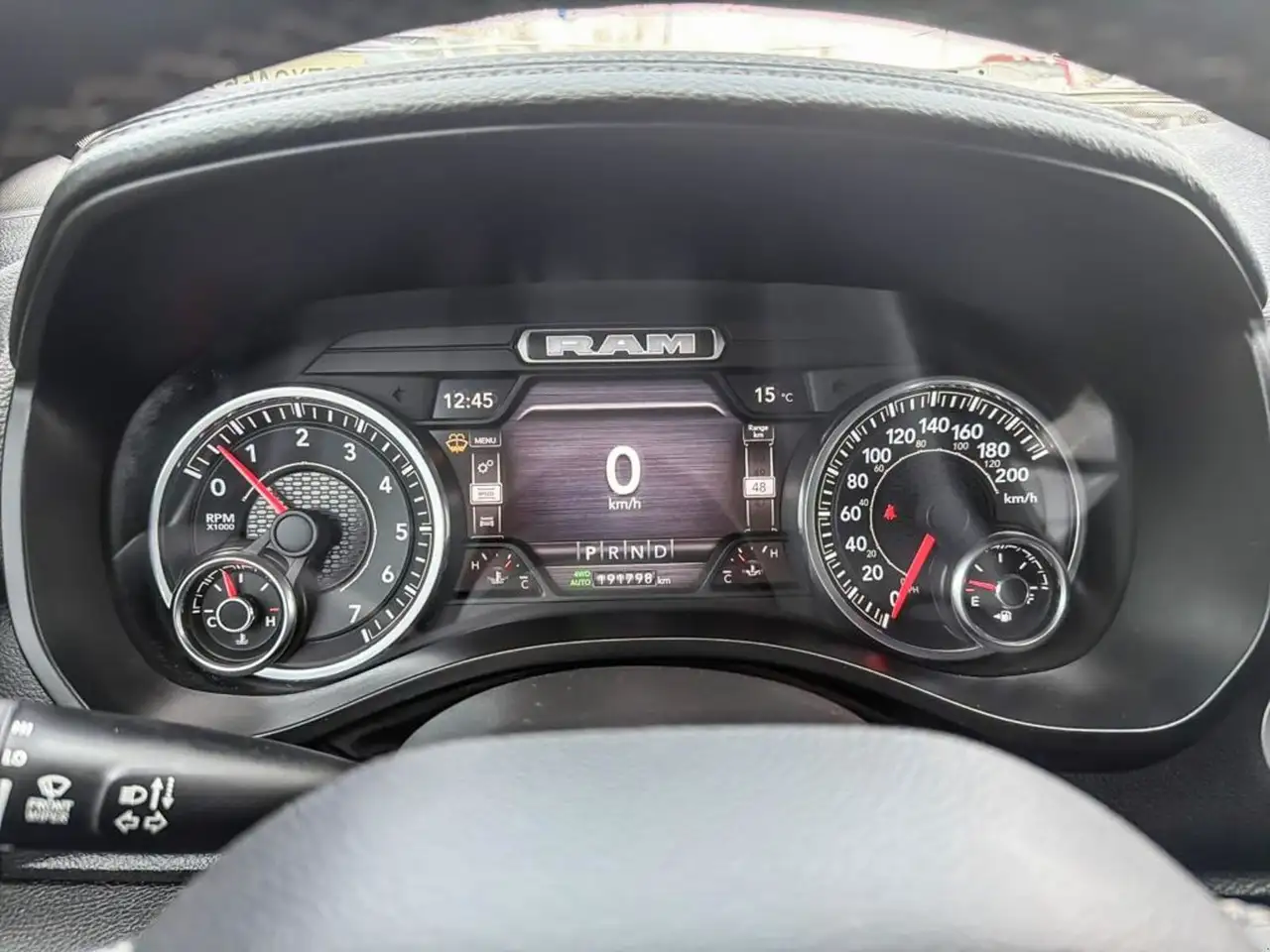 RAM 1500 снимка RAM 1500