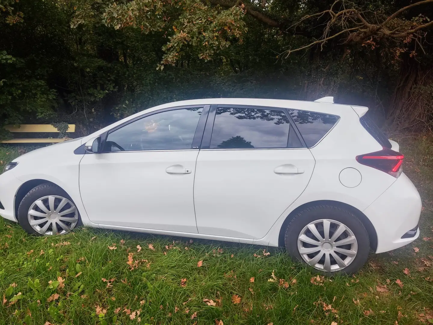 Toyota Auris Auris 1.2 Turbo Edition-S Weiß - 2