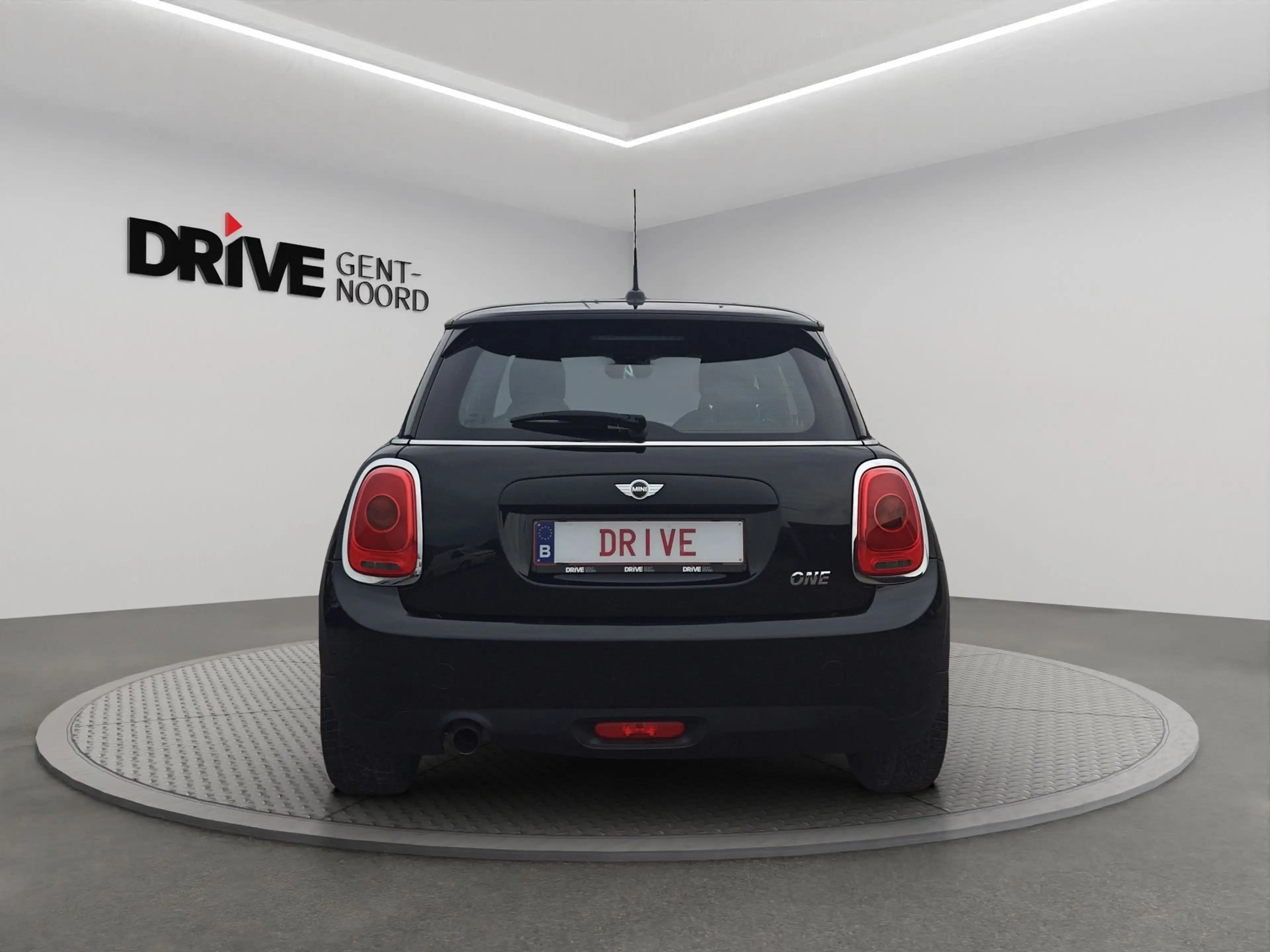 MINI One One *Verw.zetels / Airco auto / Cruise* — photo 4