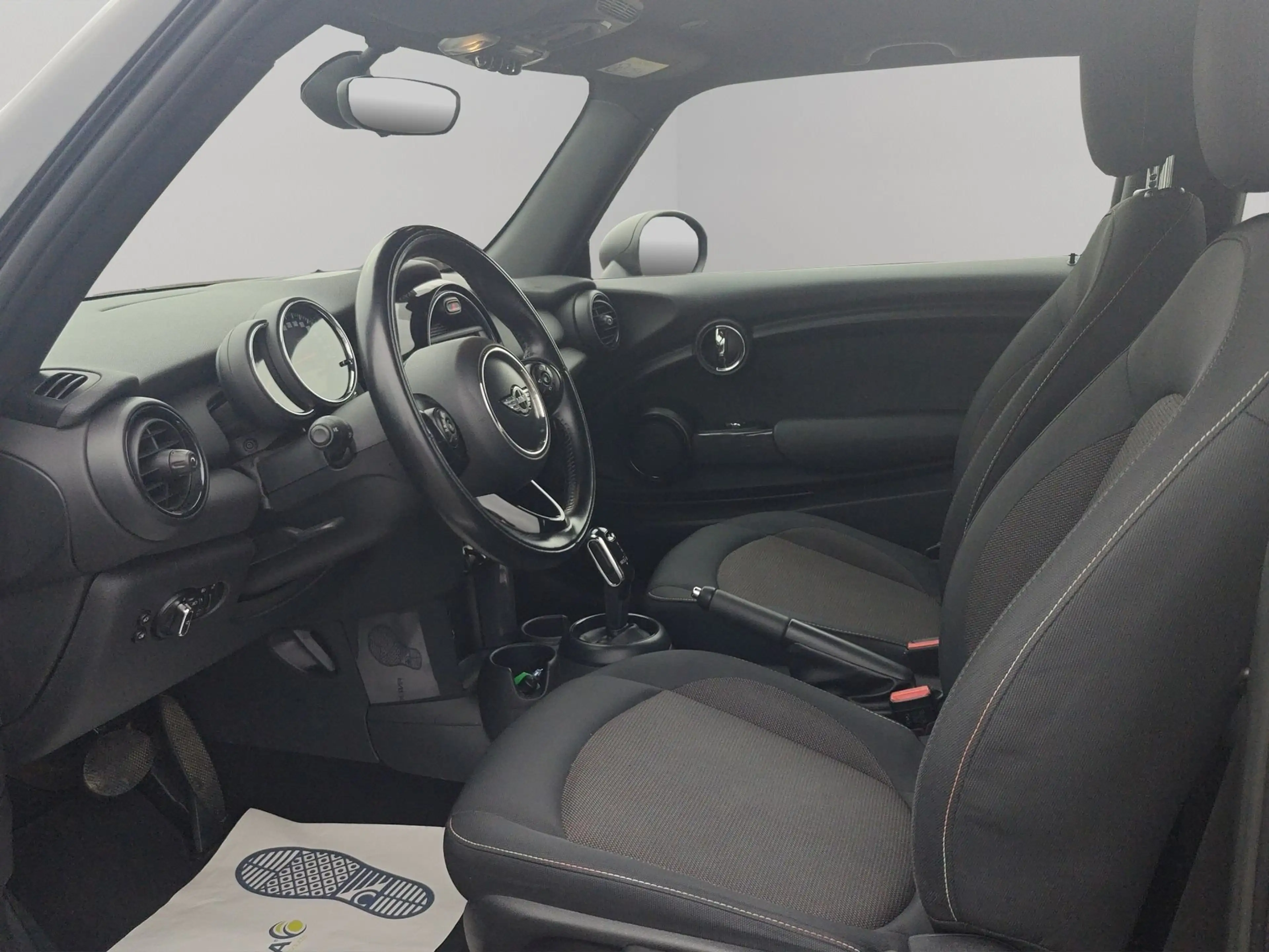 MINI One One *Verw.zetels / Airco auto / Cruise* — photo 9