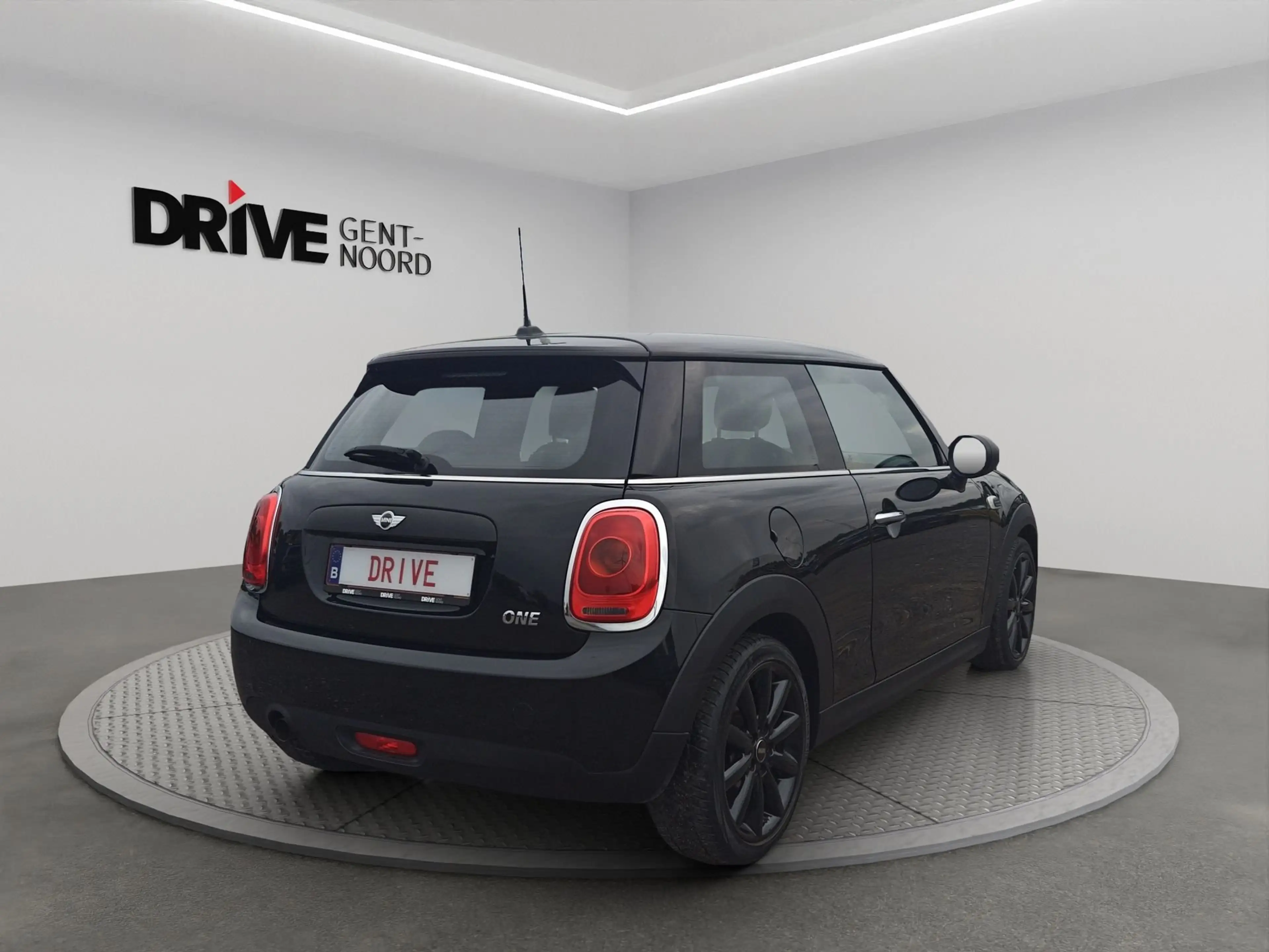 MINI One One *Verw.zetels / Airco auto / Cruise* — photo 5