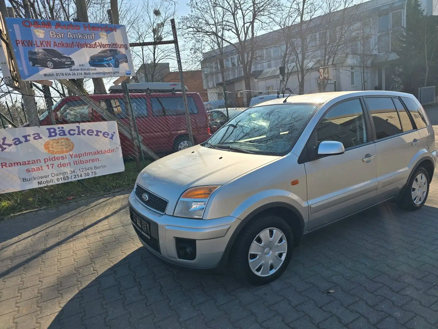 Ford Fusion Plus Plateado - 2