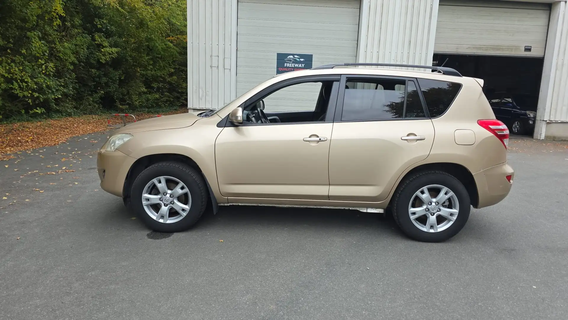 Toyota RAV 4 RAV4 2.0i VVT-i 4x4 -AUTOMATIC Or - 1