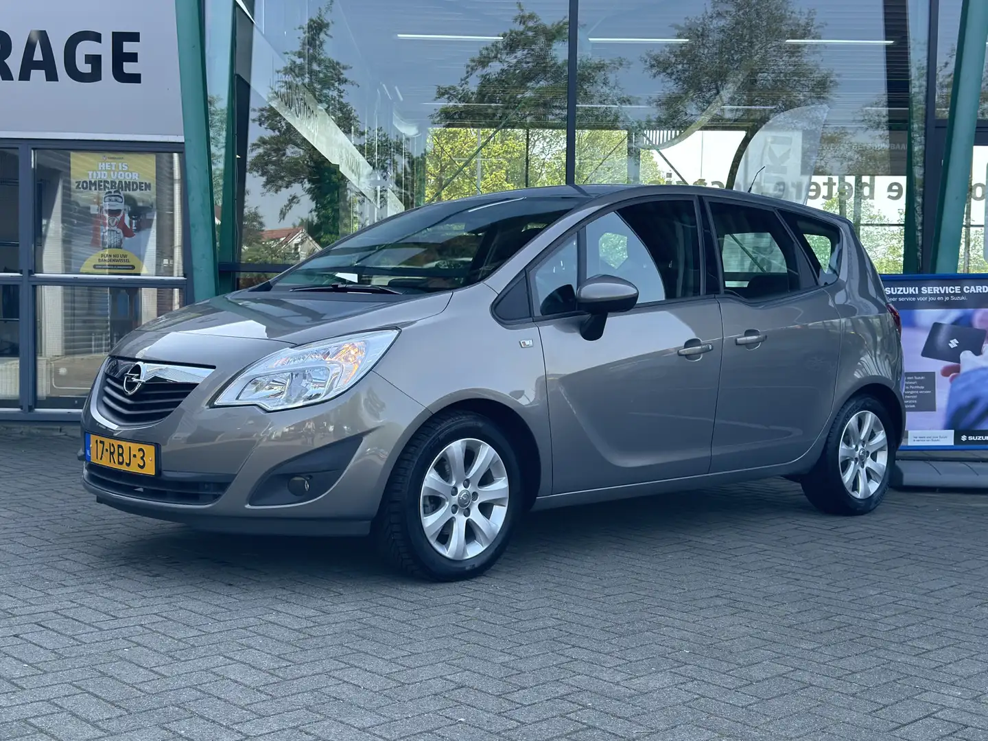 Opel Meriva 1.4 Turbo Edition | Prijs incl. Afleverpakket | Bruin - 1
