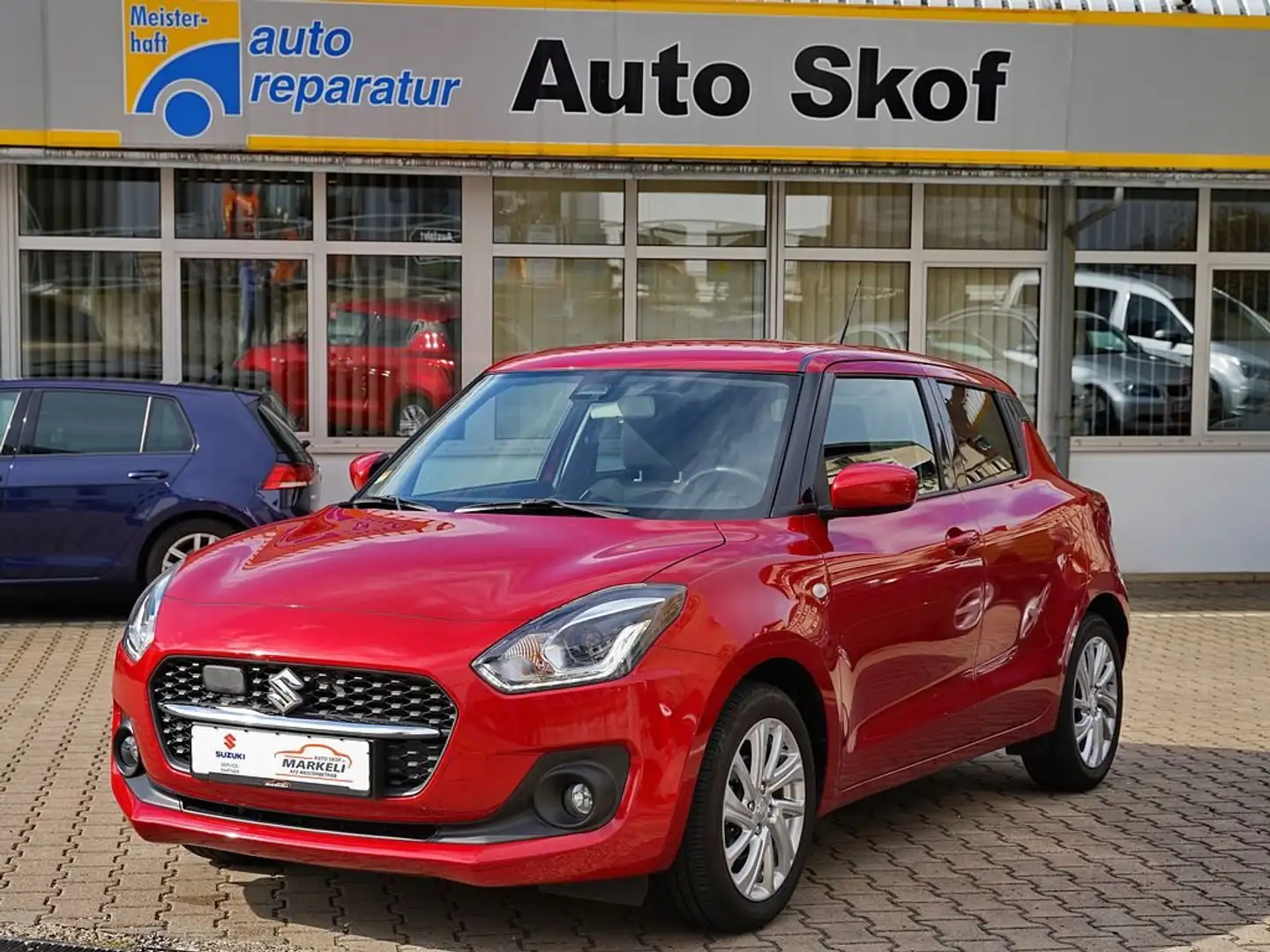 Suzuki Swift COMFORT | CVT | 1. Hand | Hybrid | SHZ | 8-Fach Rot - 1