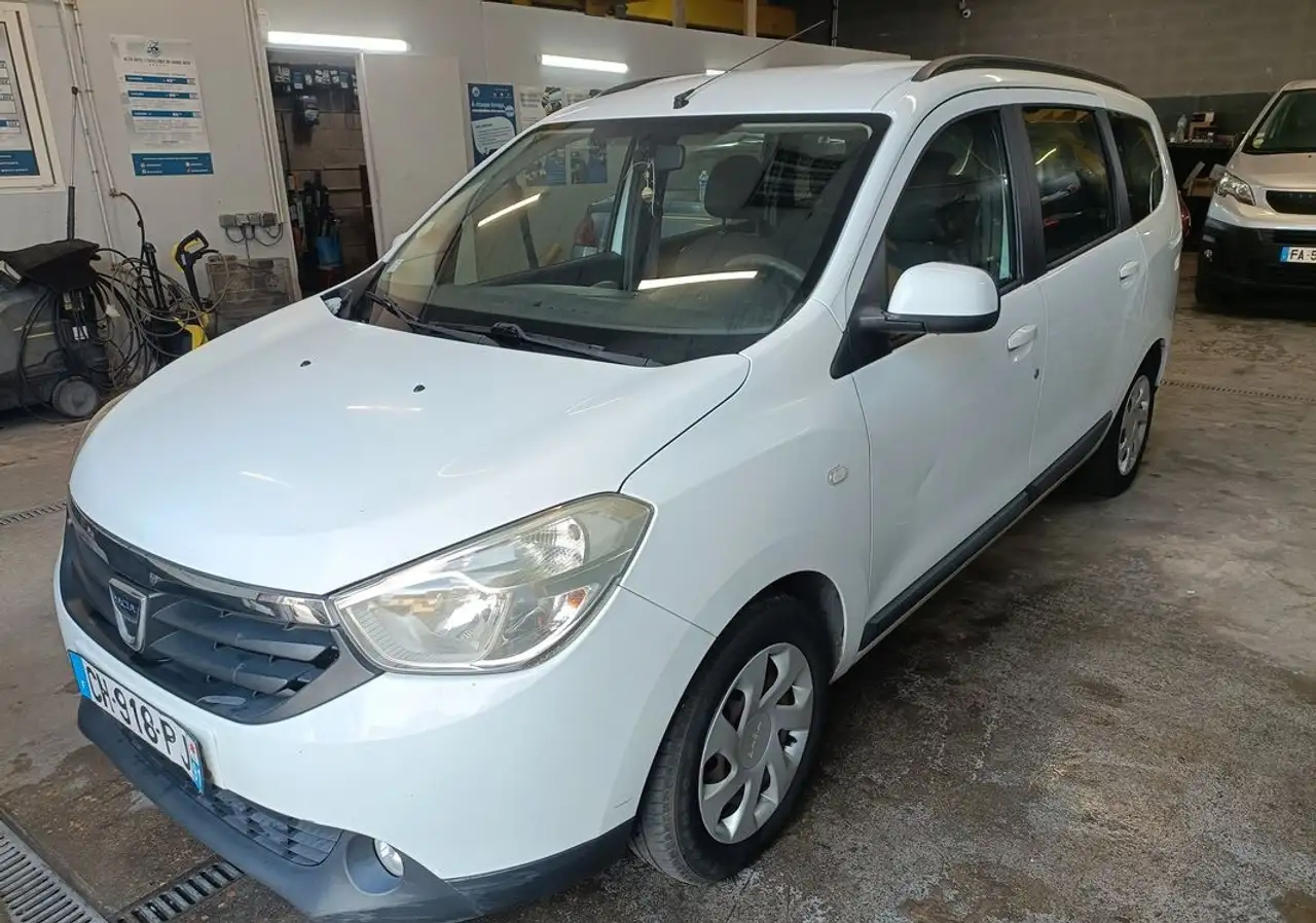 Dacia Lodgy