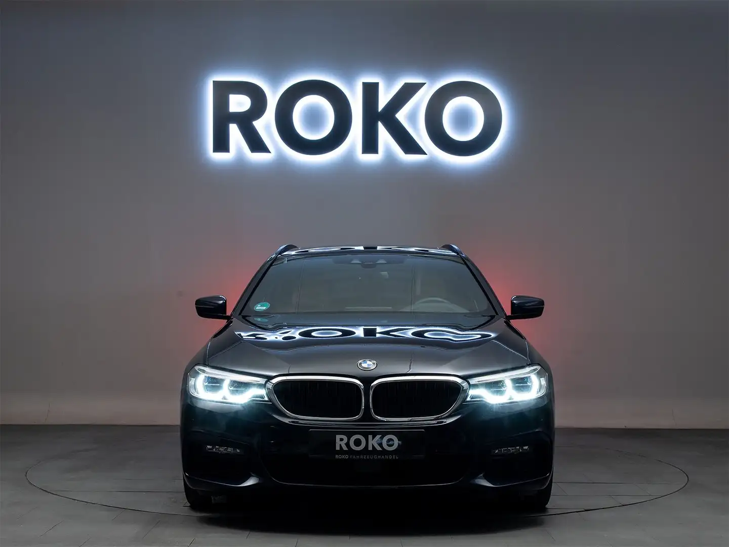 BMW 540 i xD M-Sport HuD SitzKlima H&K StandHz.PANO Noir - 2