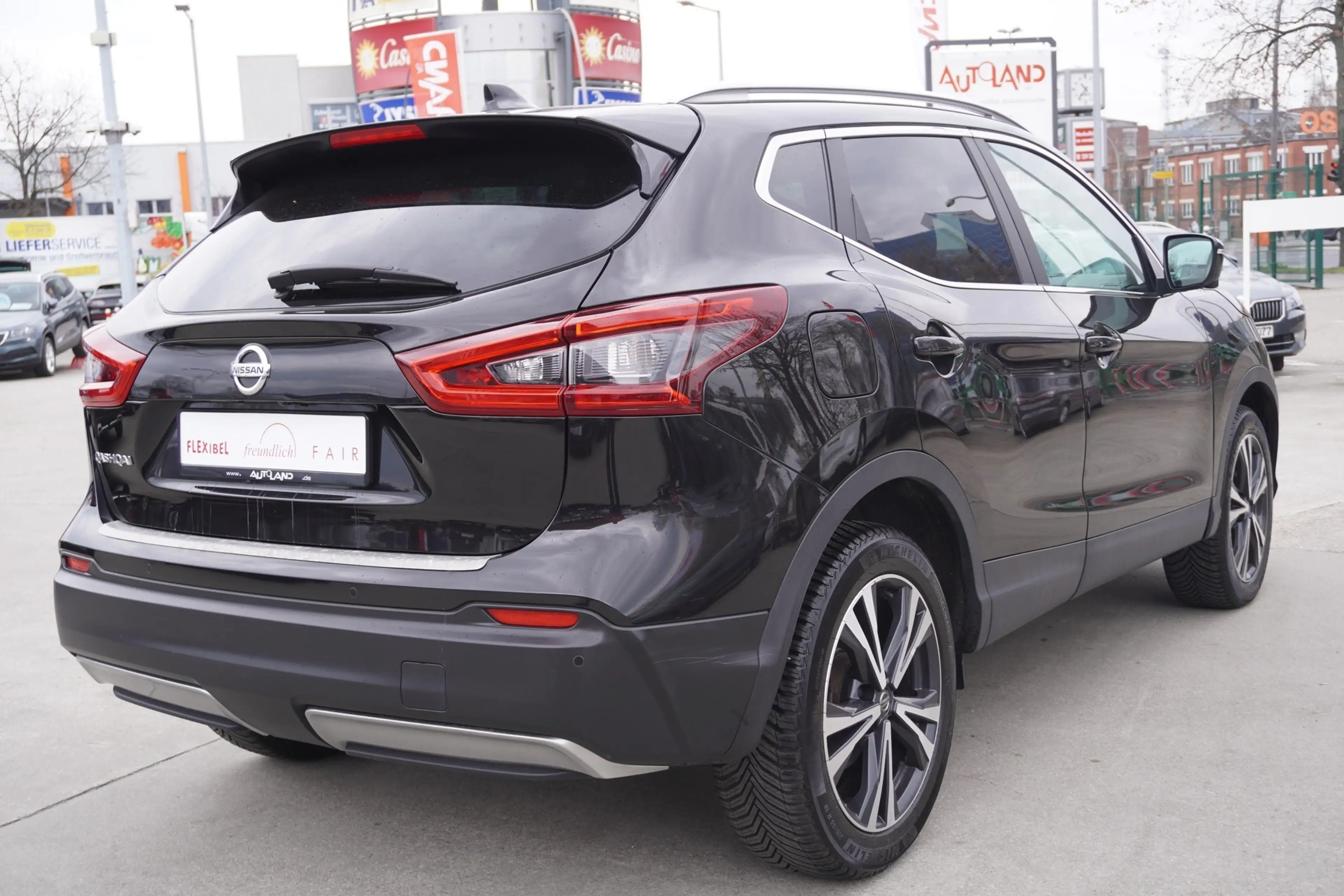 Nissan Qashqai 1.3 N-Connecta LED Navi Panorama 360° — photo 4