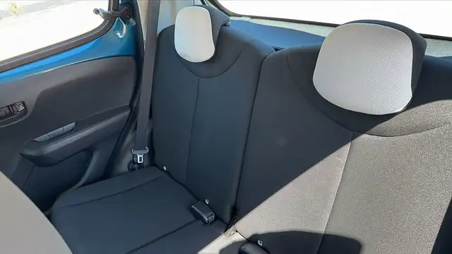 Citroen C1 view 9