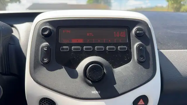 Citroen C1 view 13