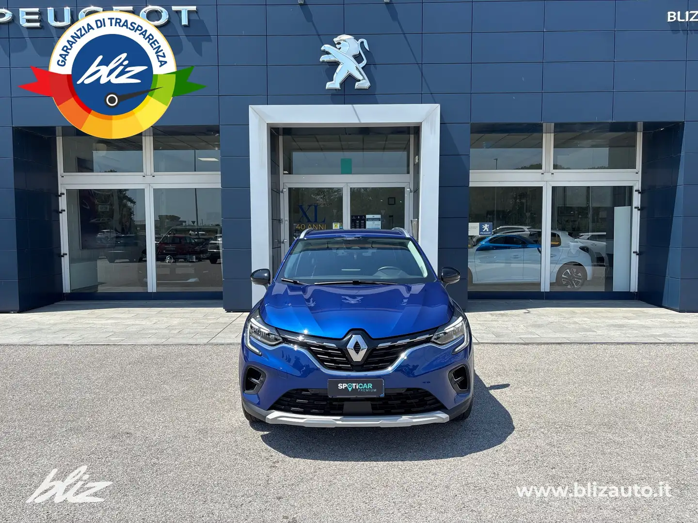 Renault Captur 1.6 e-tech full hybrid techno 145cv auto Blu/Azzurro - 2