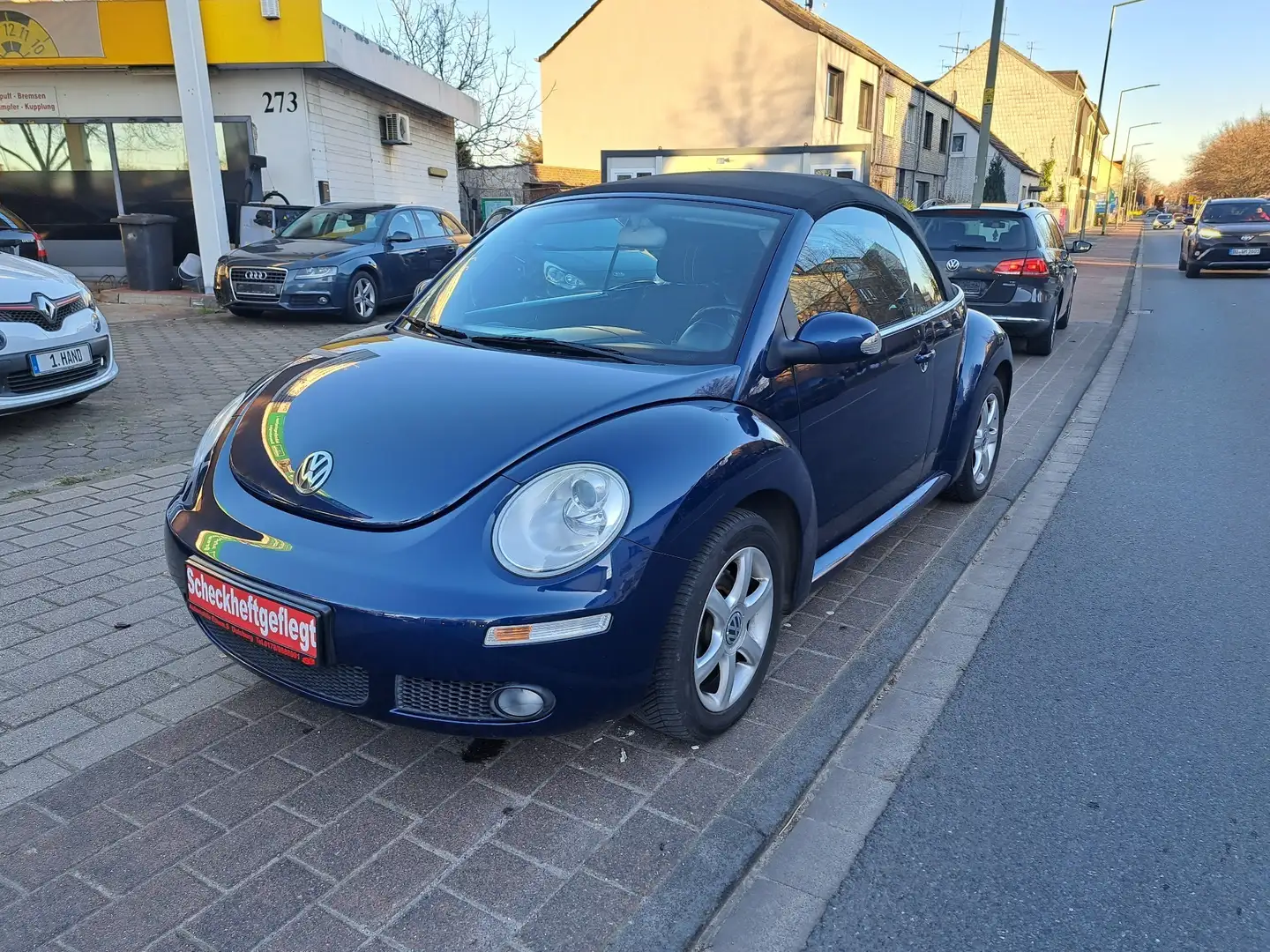 Volkswagen New Beetle Cabriolet 1.4 Blau - 2