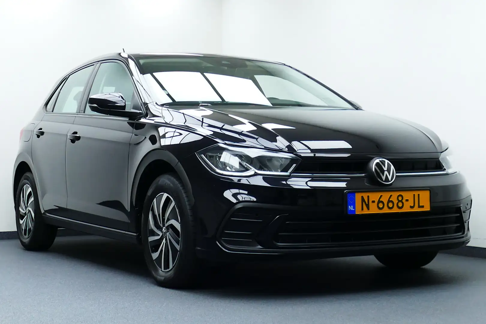 Volkswagen Polo 1.0 TSI Life. Carplay/Android Navi, Adap Cruise, C Zwart - 2