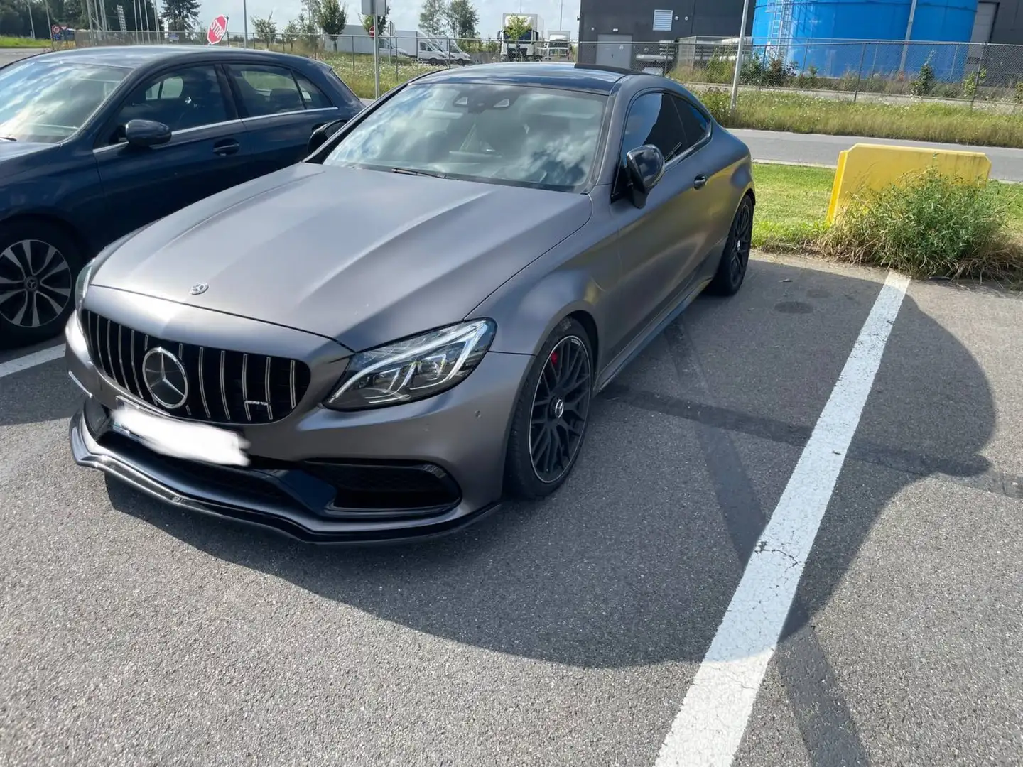 Mercedes-Benz C 63 AMG S Coupe - 1