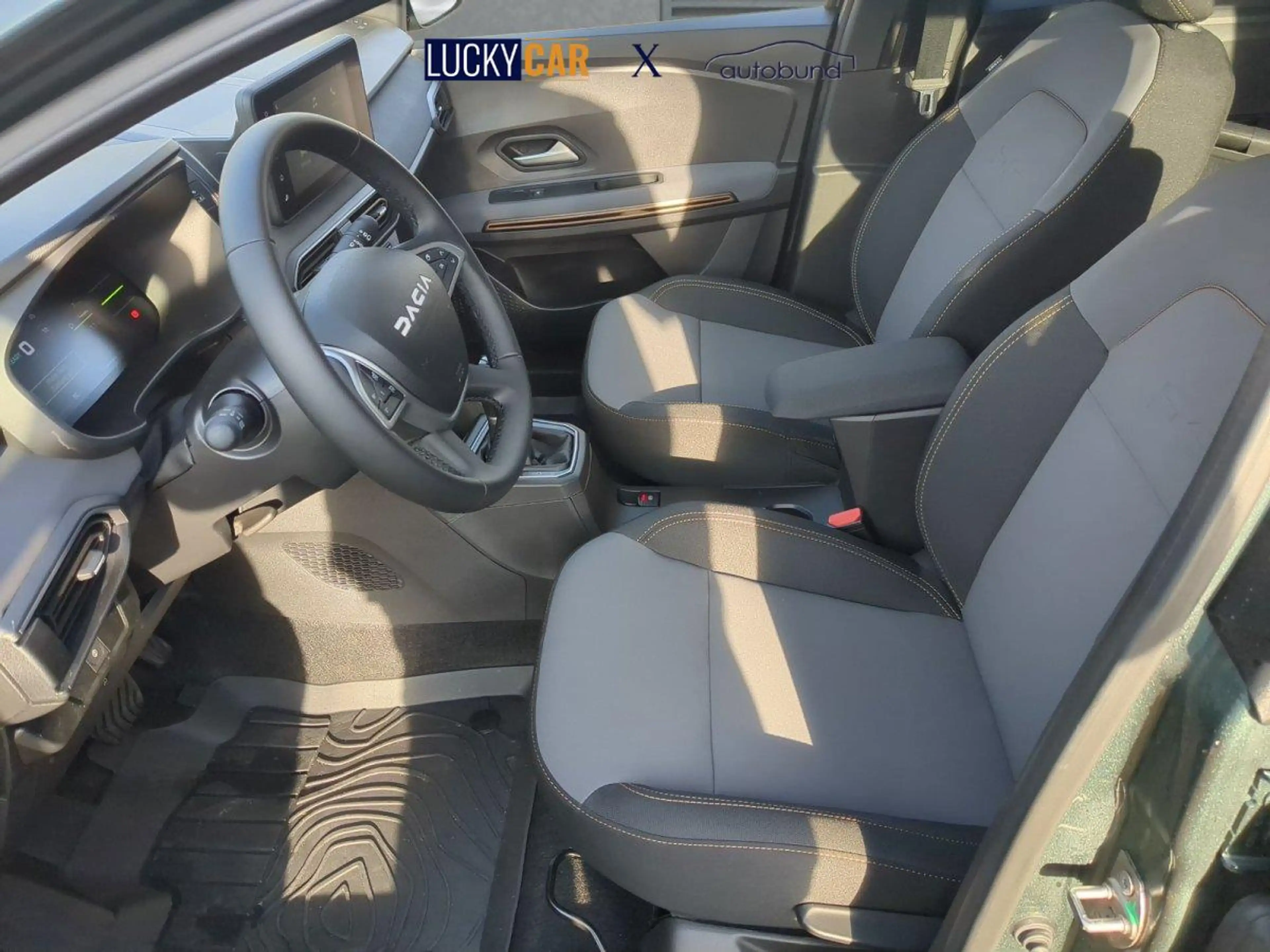 Dacia Jogger Extreme+ 7-S SHZ Hybrid 140 104 kW (141 PS), Au... — photo 4