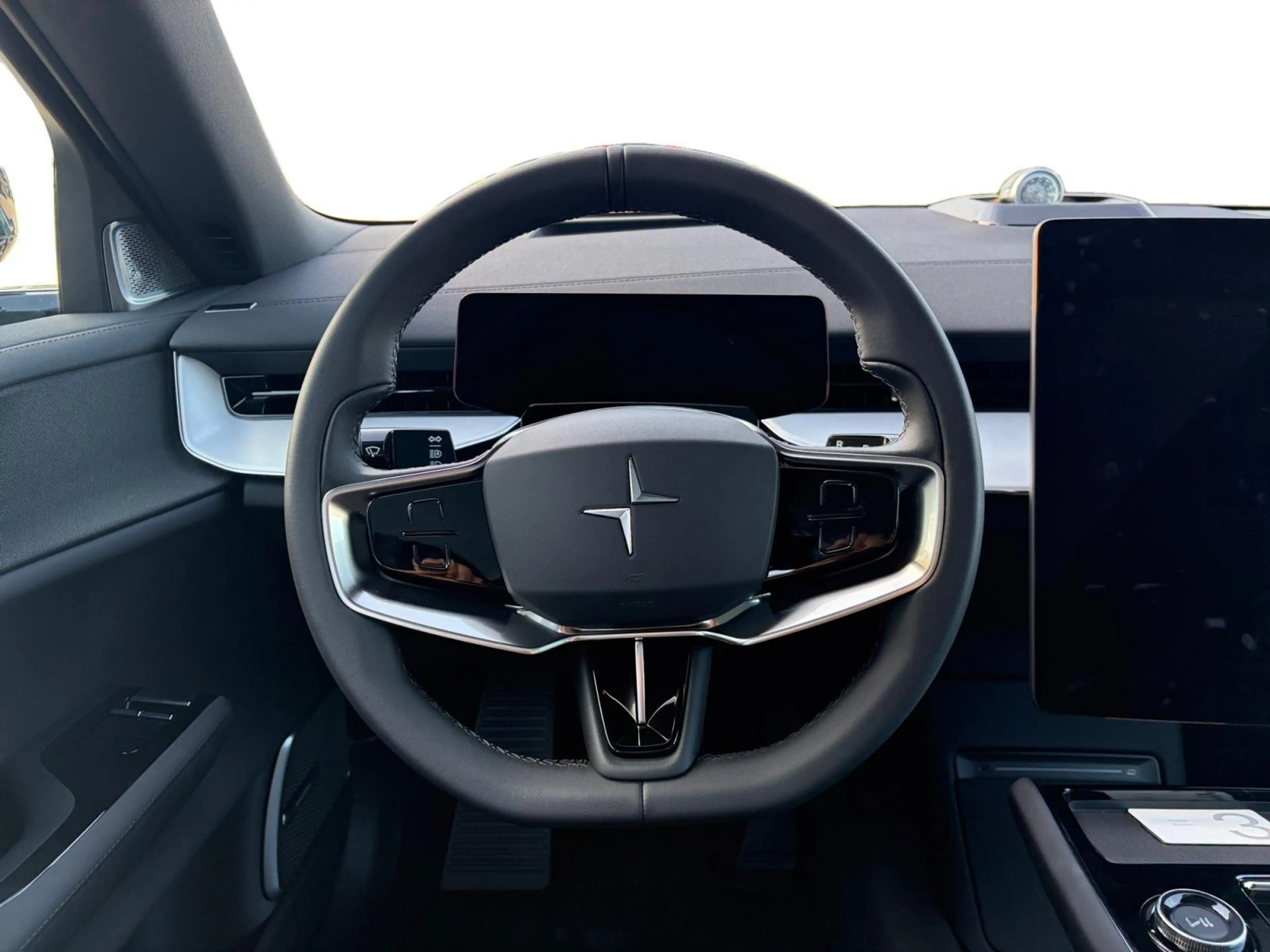 Polestar 3 Long range Dual motor Pilot Plus 111 kWh — photo 15