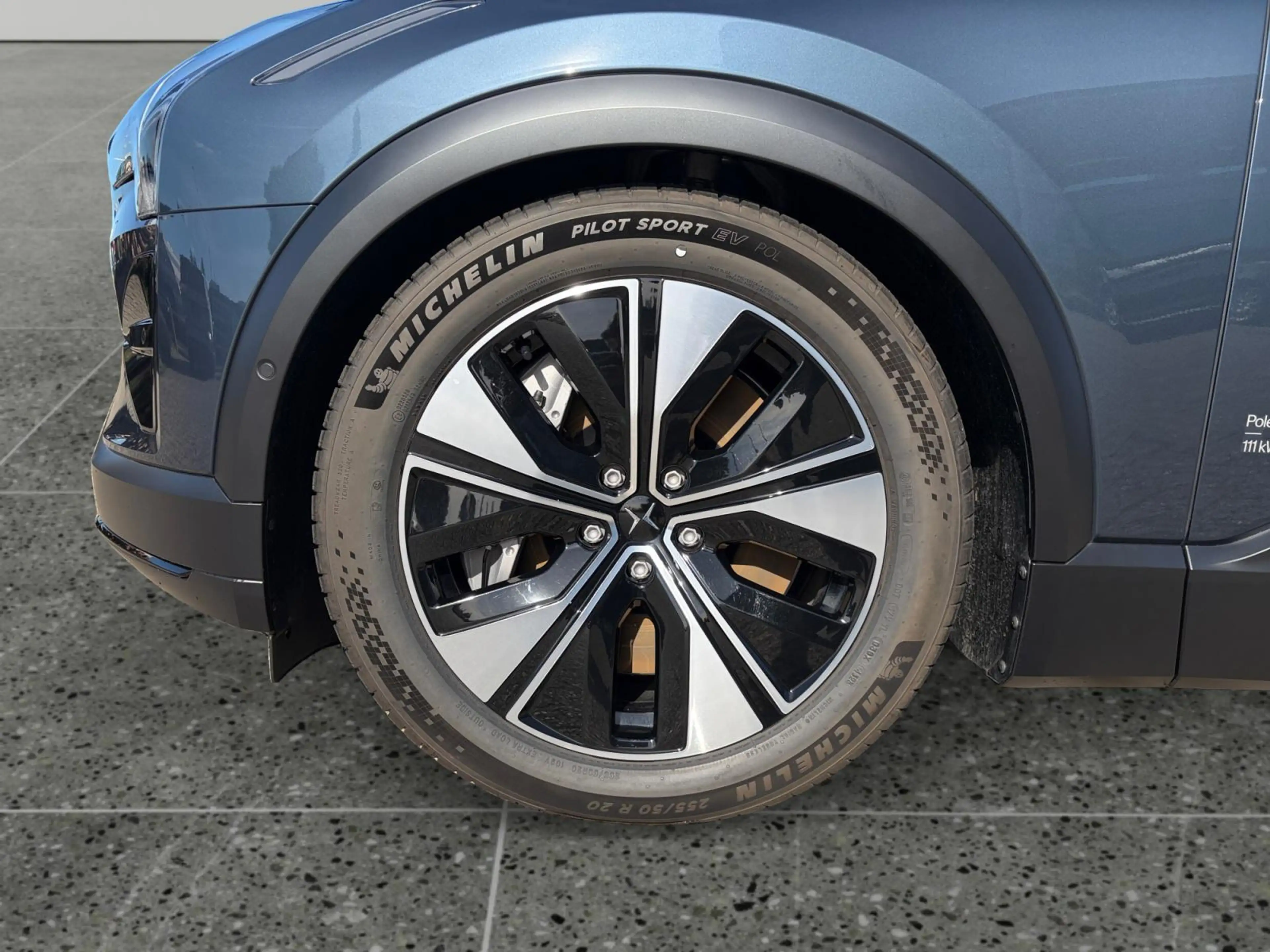 Polestar 3 Long range Dual motor Pilot Plus 111 kWh — photo 9