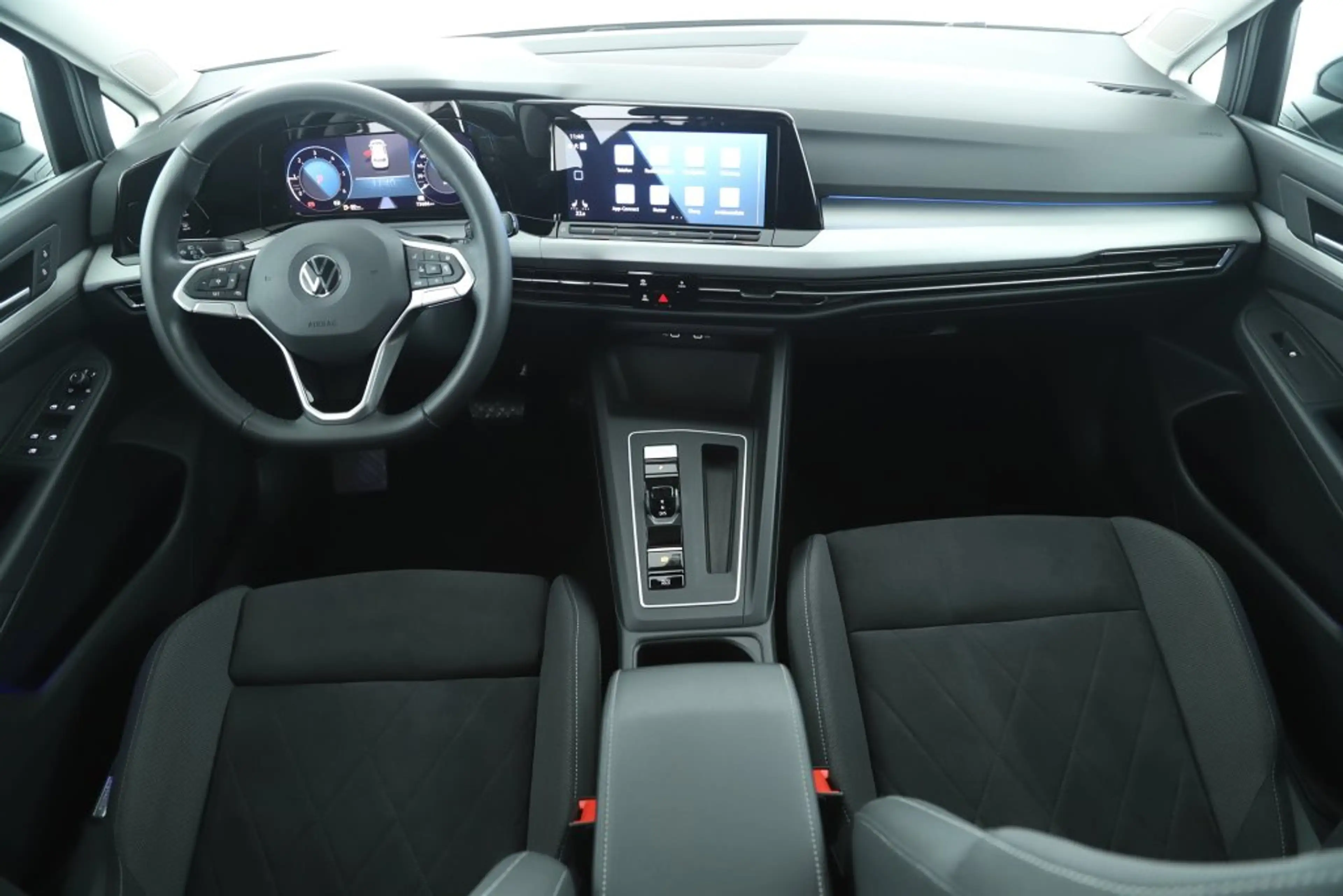 Volkswagen Golf LIFE 2,0 TDI DSG LED VIRTUAL 17ZOLL SPORTSITZE — photo 12