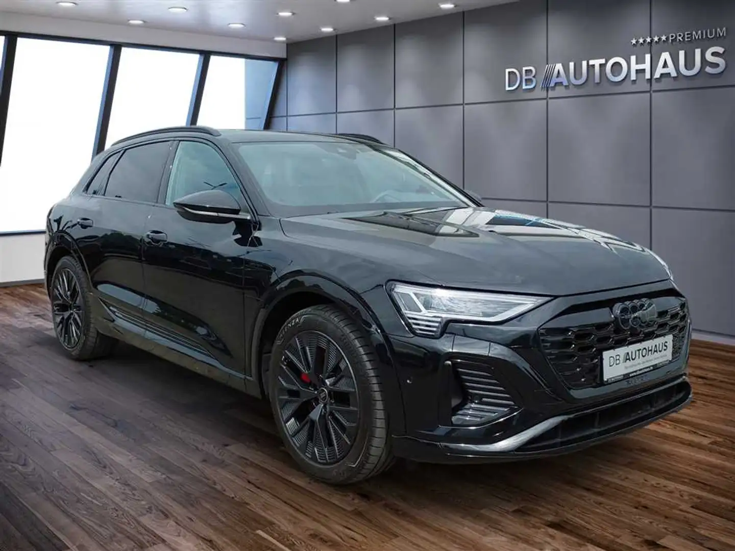 Audi Q8 e-tron S line 50 quattro Чорний - 2
