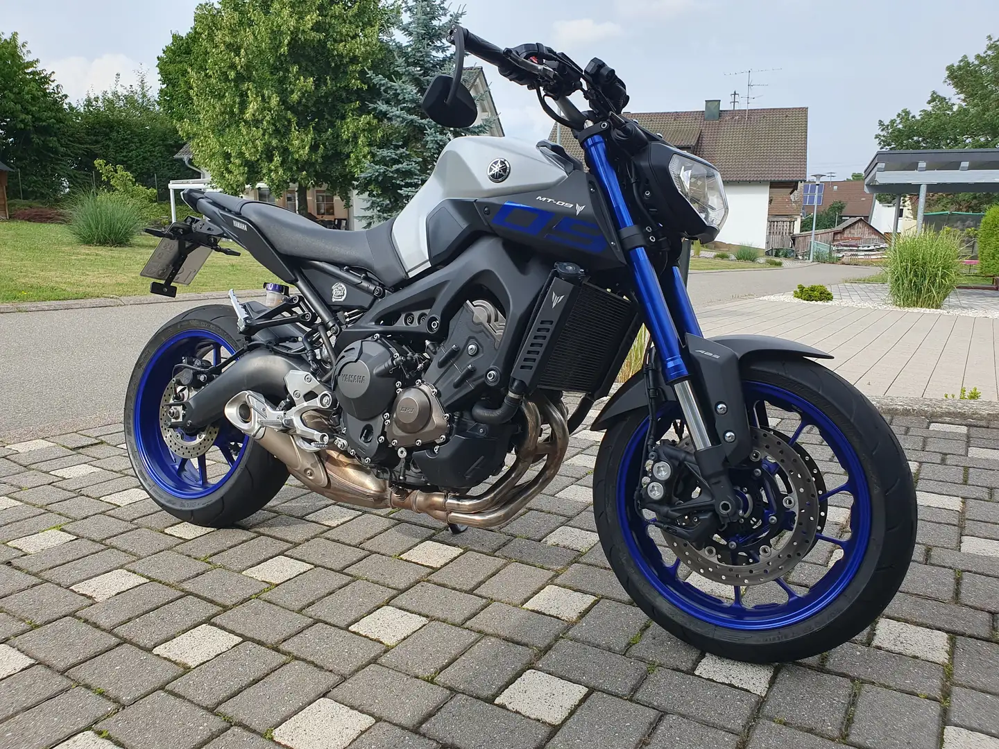 Yamaha MT-09 RN29 Bj. 2016 Albastru - 1