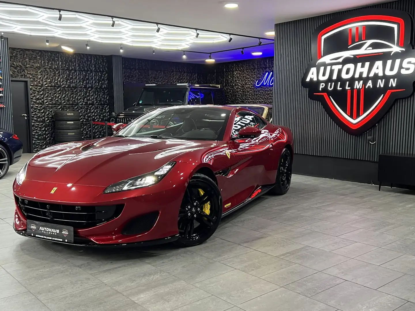Ferrari Portofino +CARBON+ALCANTARA+360*KAMERA+ Červená - 1