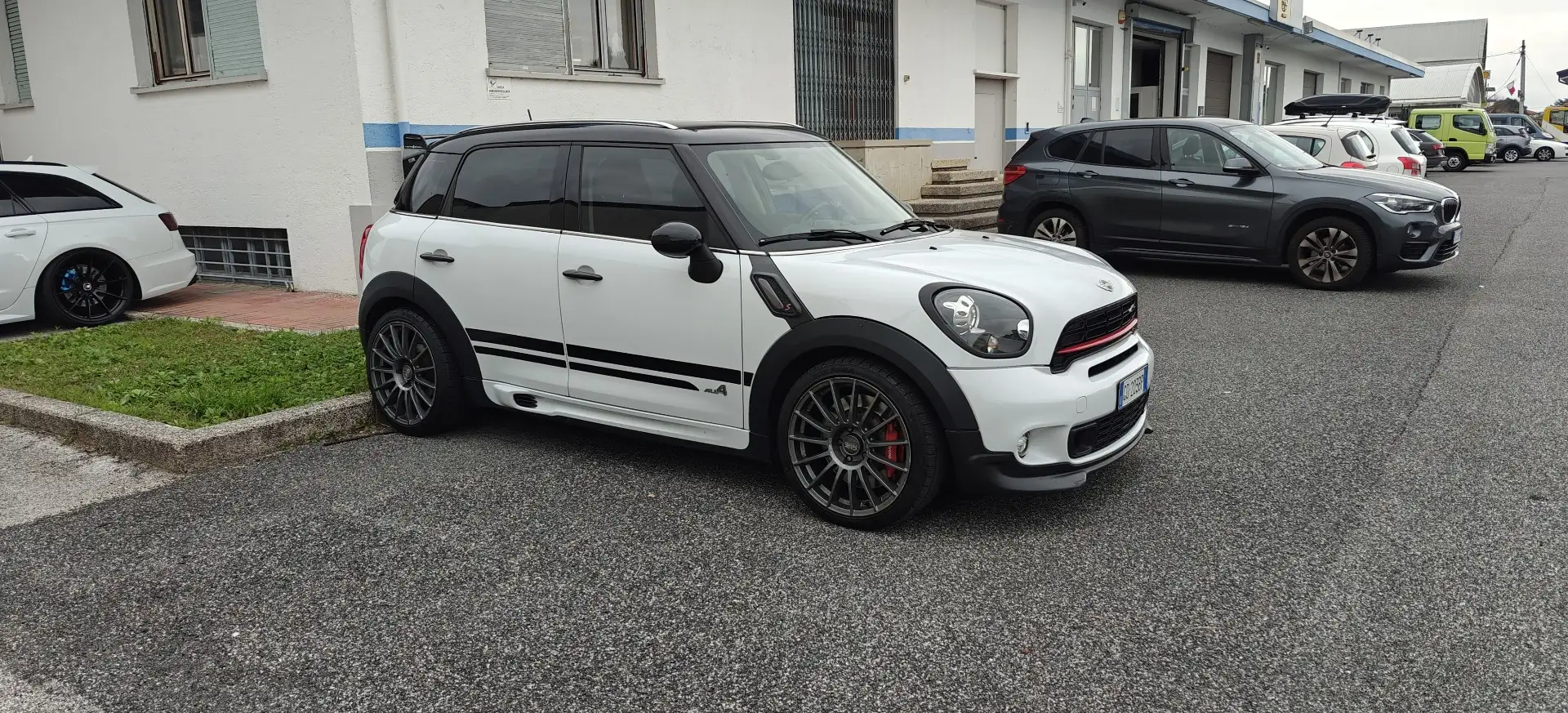 MINI Cooper Countryman 1.6 Blanc - 1