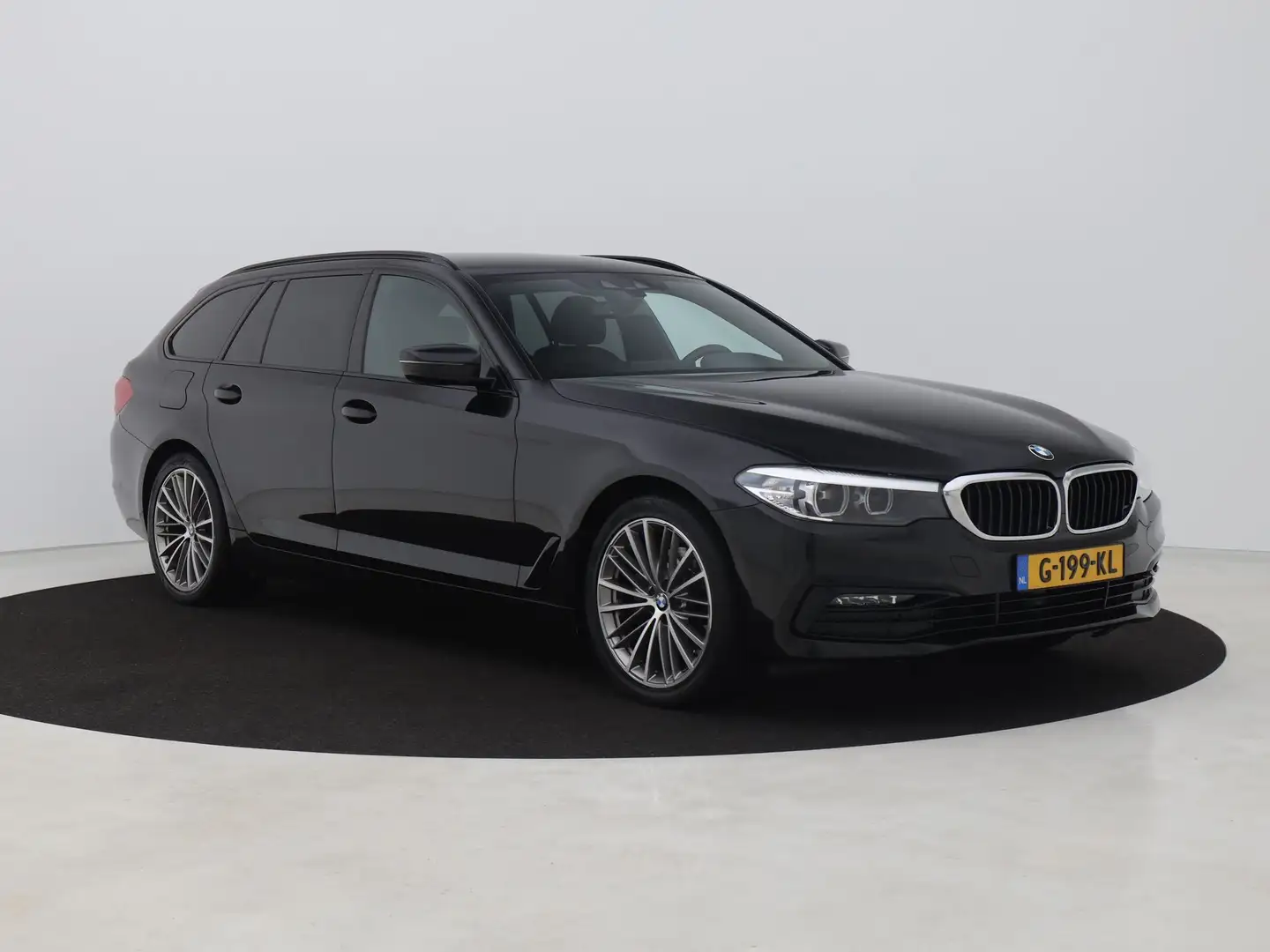 BMW 5-serie 520i 184 PK Steptronic8 Touring Executive Noir - 2