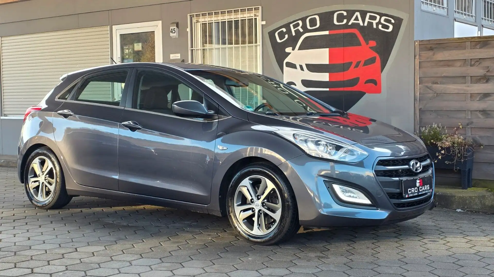 Hyundai i30 blue Trend*TOP AUSTATTUNG* Gris - 1