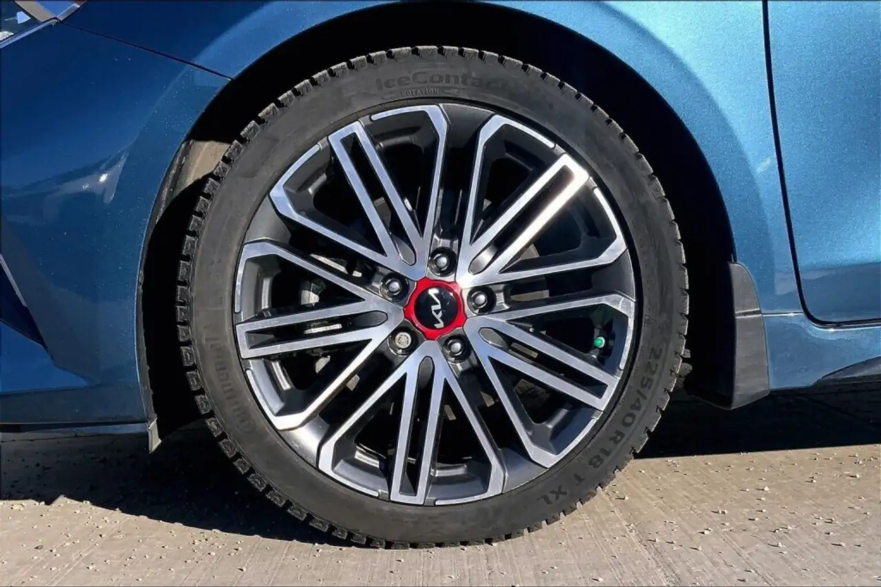 Kia Forte снимка Kia Forte