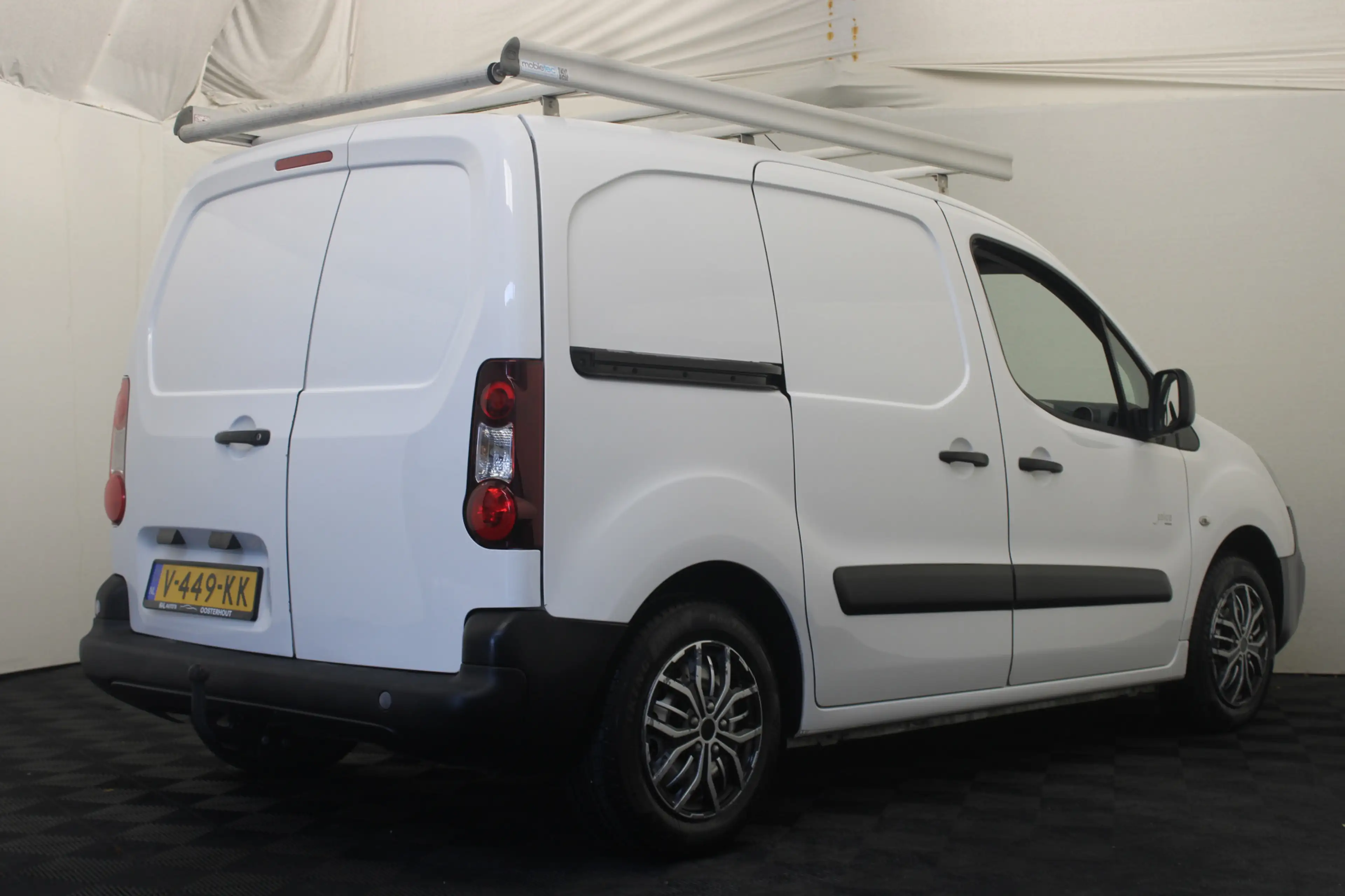 Peugeot Partner 120 1.6 BlueHDi 75 L1 XR — photo 6