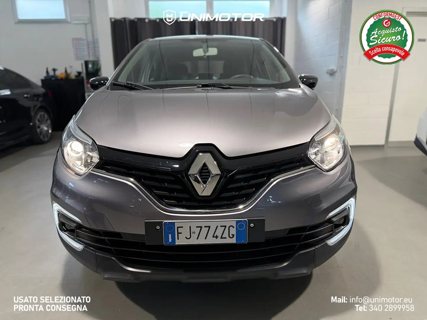 Renault Captur Life 0.9 tce 90cv Manuale - EURO 6 Grijs - 2