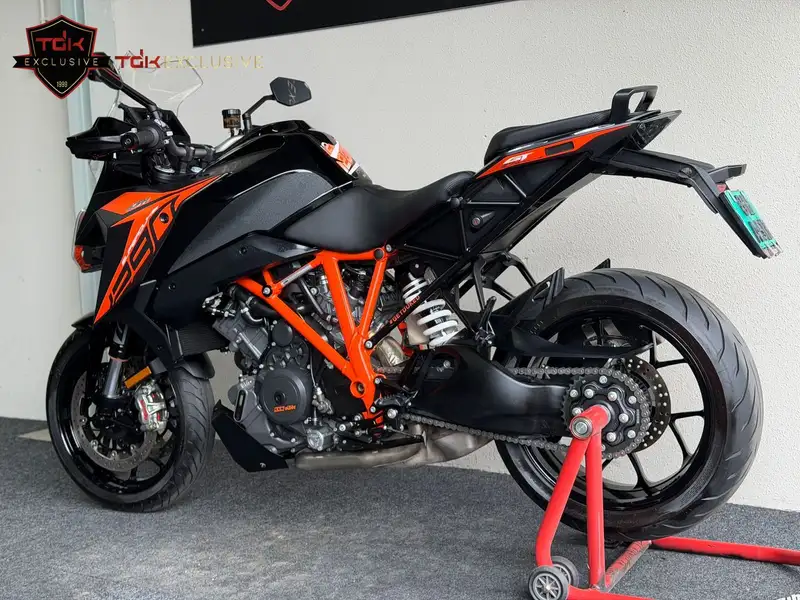 KTM 1290 Super Duke GT - foto 4